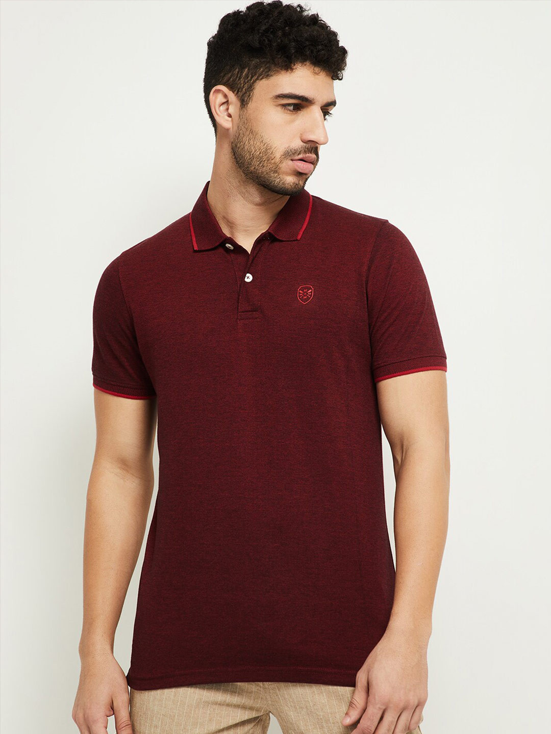 

max Men Red Polo Collar T-shirt
