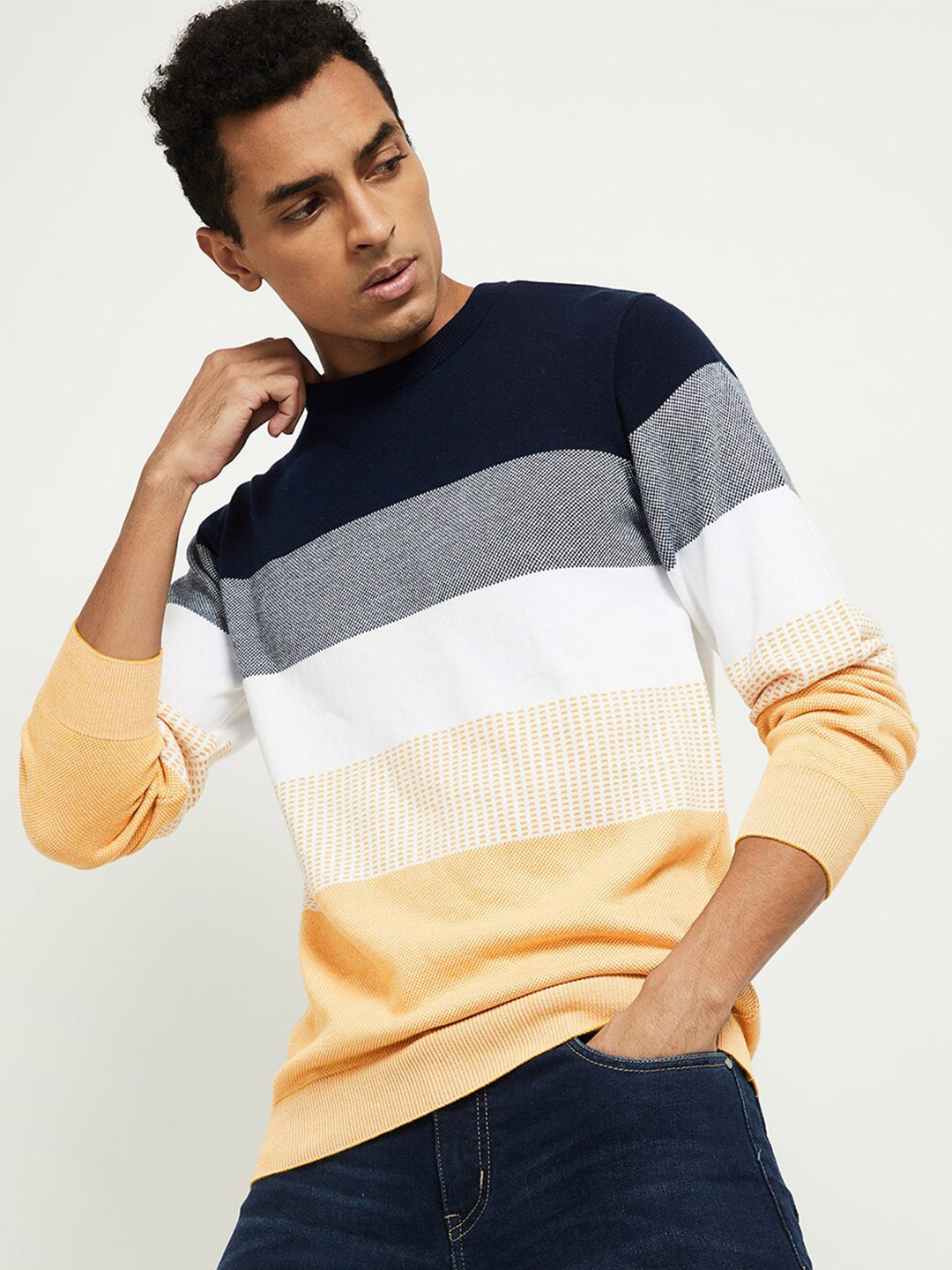 

max Men Navy Blue White Striped Cotton Pure Cotton T-shirt