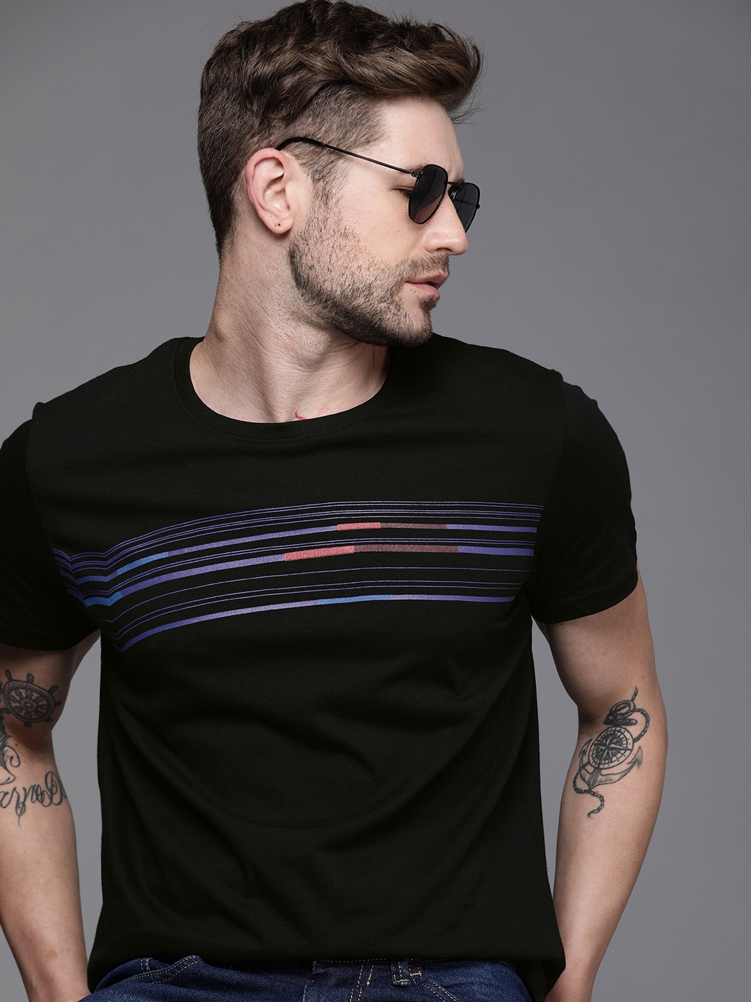 

WROGN Men Black Striped Slim Fit Pure Cotton T-shirt