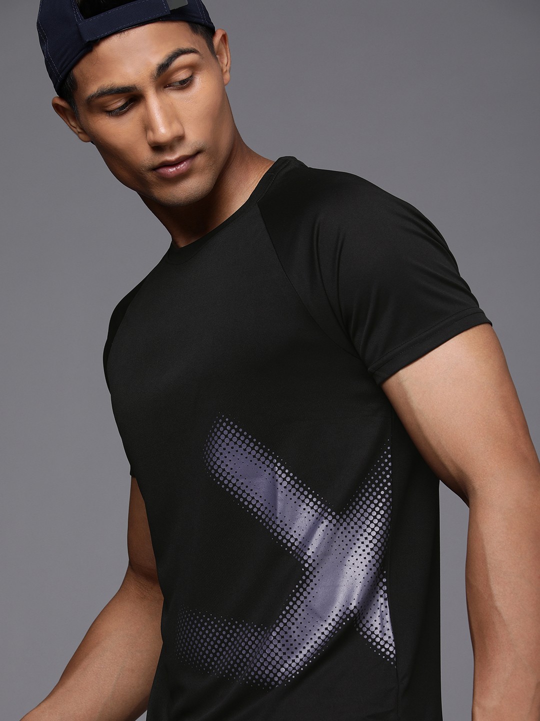 

WROGN ACTIVE Men Black & Purple Brand Logo Printed T-shirt