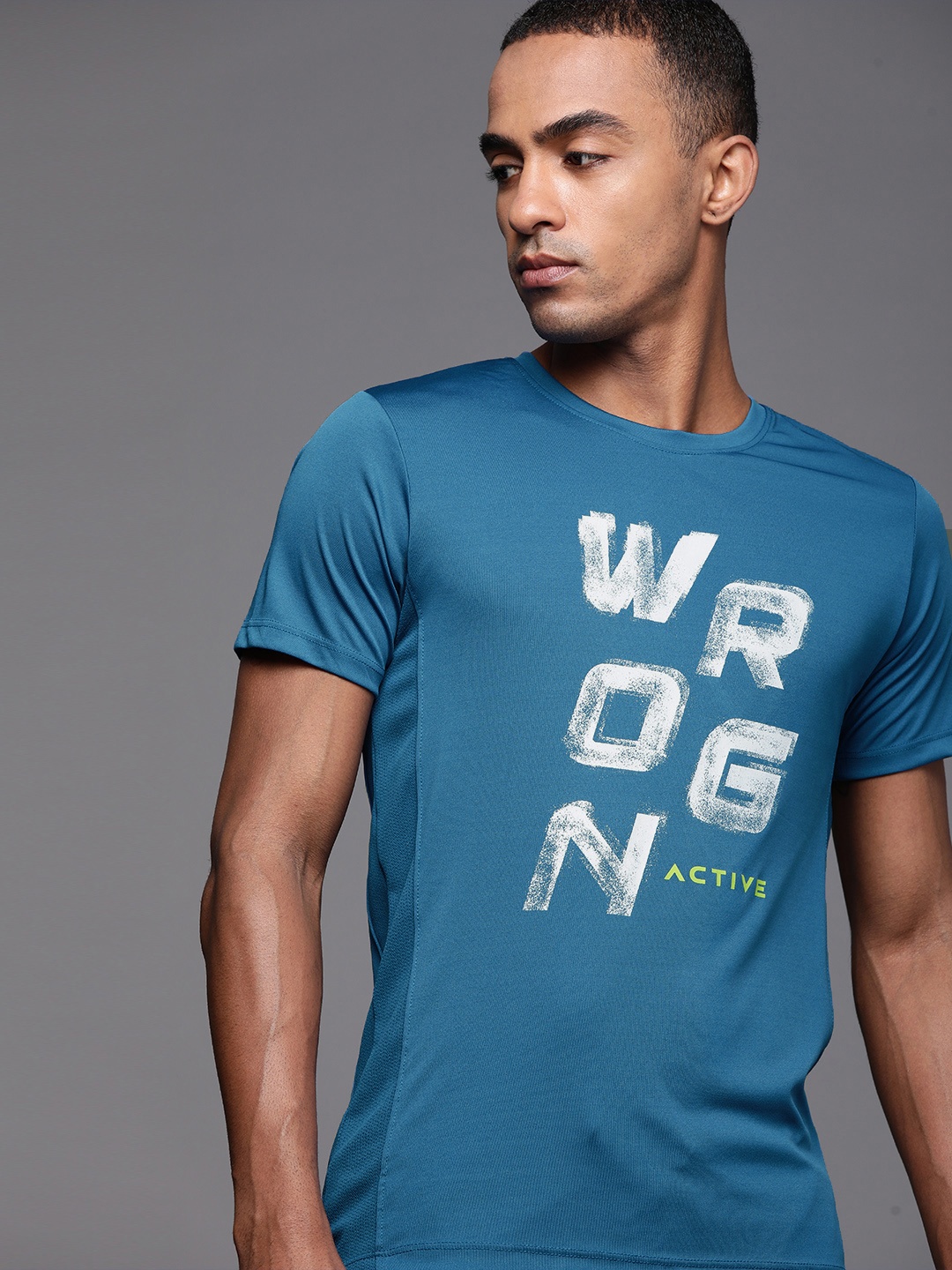 

WROGN ACTIVE Men Blue Brand Logo Printed Slim Fit T-shirt