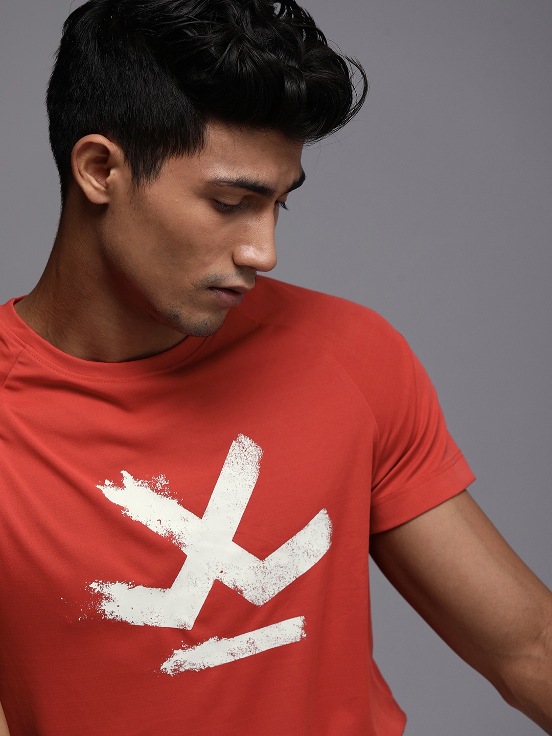 

WROGN ACTIVE Men Red & White Brand Logo Printed Slim Fit T-shirt