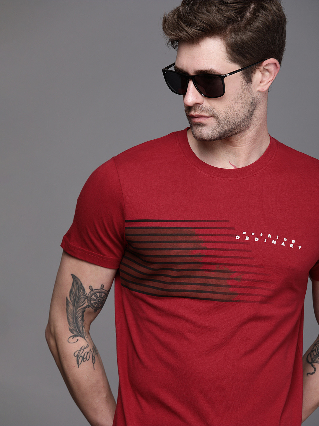 

WROGN Men Dark Red Printed Round Neck Pure Cotton T-shirt