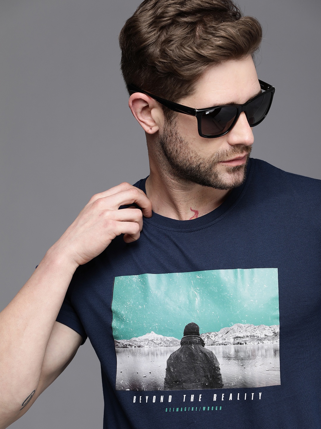 

WROGN Men Navy Blue Printed Slim Fit Pure Cotton T-shirt