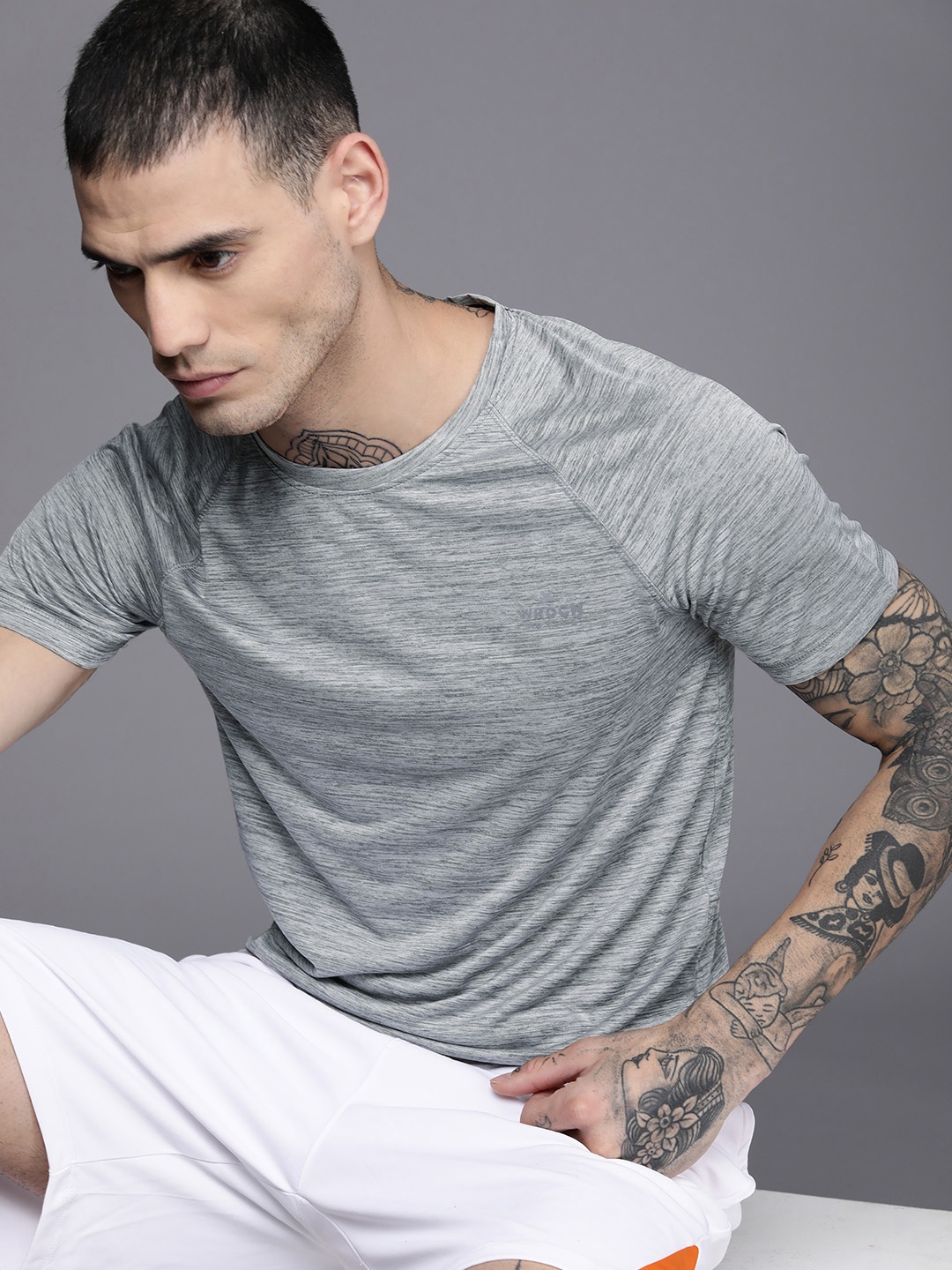 

WROGN ACTIVE Men Grey Melange T-shirt