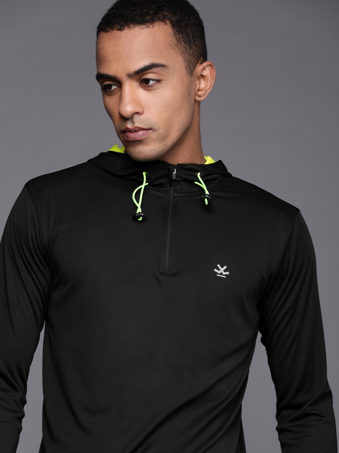 

WROGN ACTIVE Men Black Slim Fit Hooded T-shirt