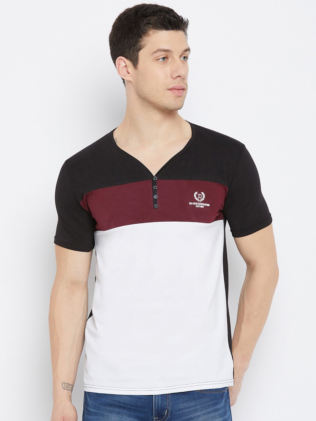 

Duke Men Black & White Colourblocked Polo Collar Slim Fit T-shirt