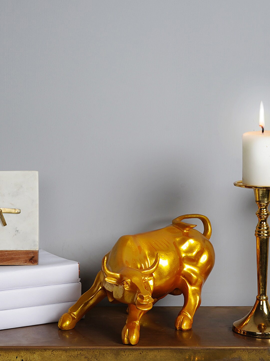 

THE ARTMENT Gold-Toned Solid Surreal Charging Bull