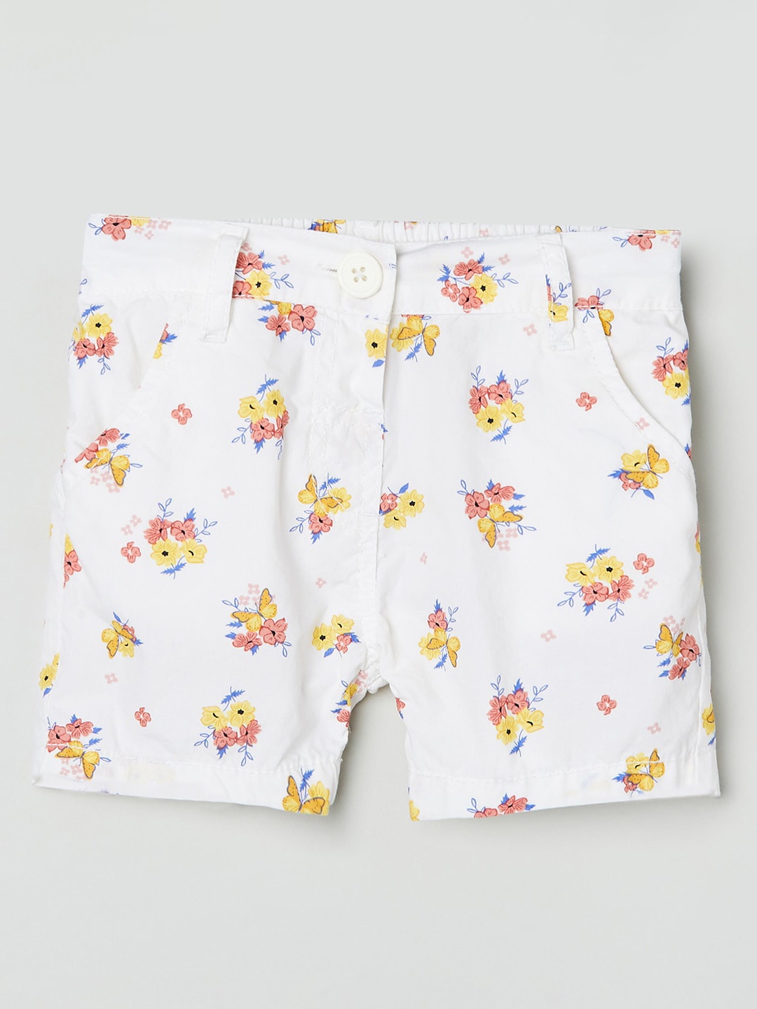 

max Girls White Conversational Printed Regular Shorts