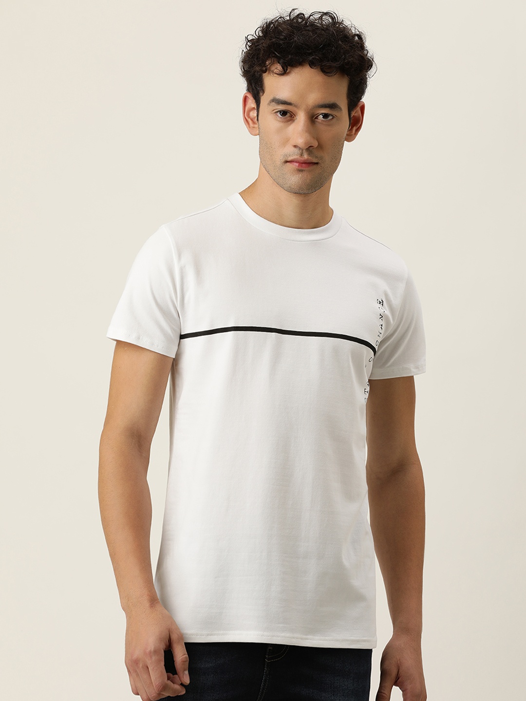 

FOREVER 21 Men White Solid T-shirt
