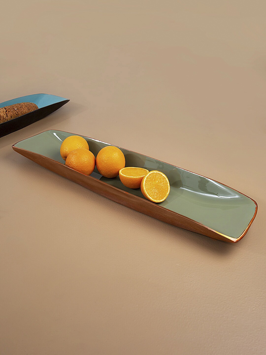 

ellementry Green & Gold-Toned Solid Metal Enamel Fusion Platter