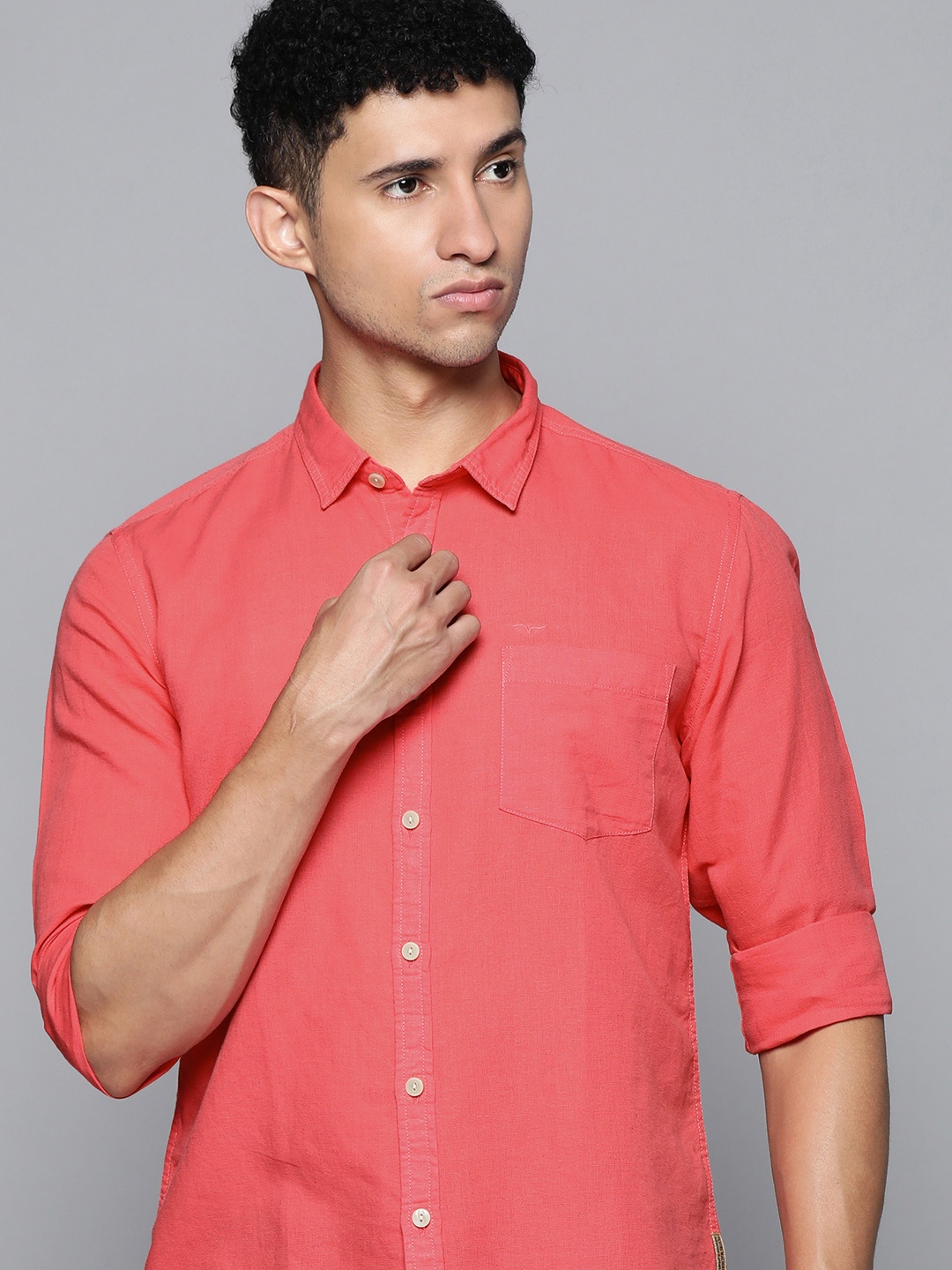 

Flying Machine Men Pink Slim Fit Casual Shirt