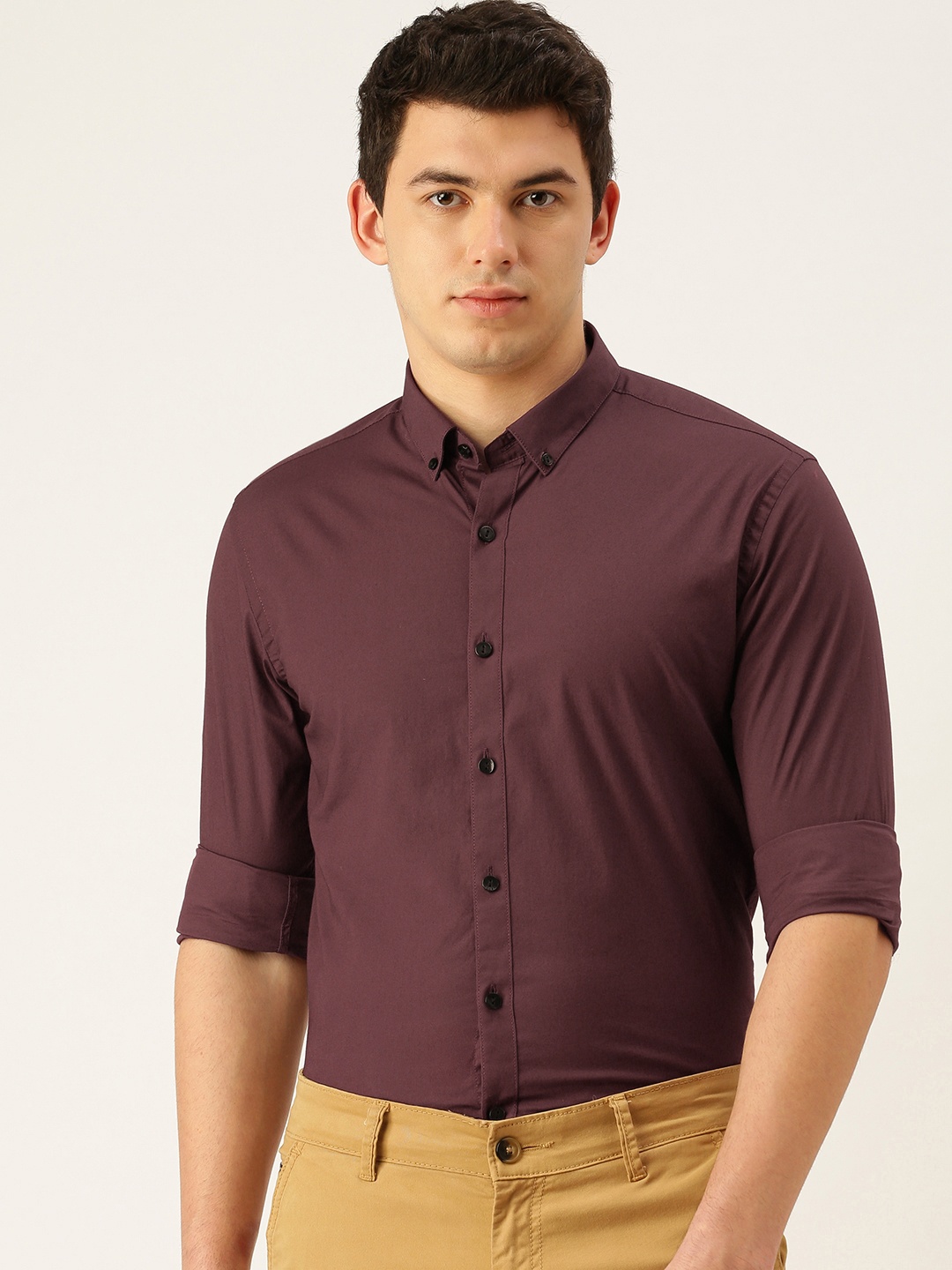 

Flying Machine Men Maroon Solid Slim Fit Semiformal Shirt