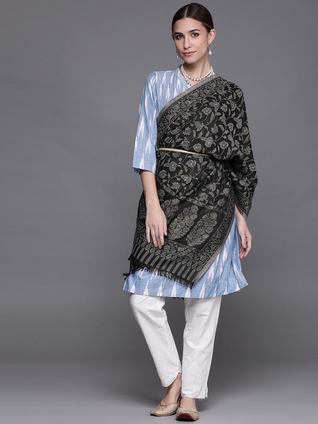

Biba Black & Taupe Ethnic Motifs Woven Design Organza Dupatta
