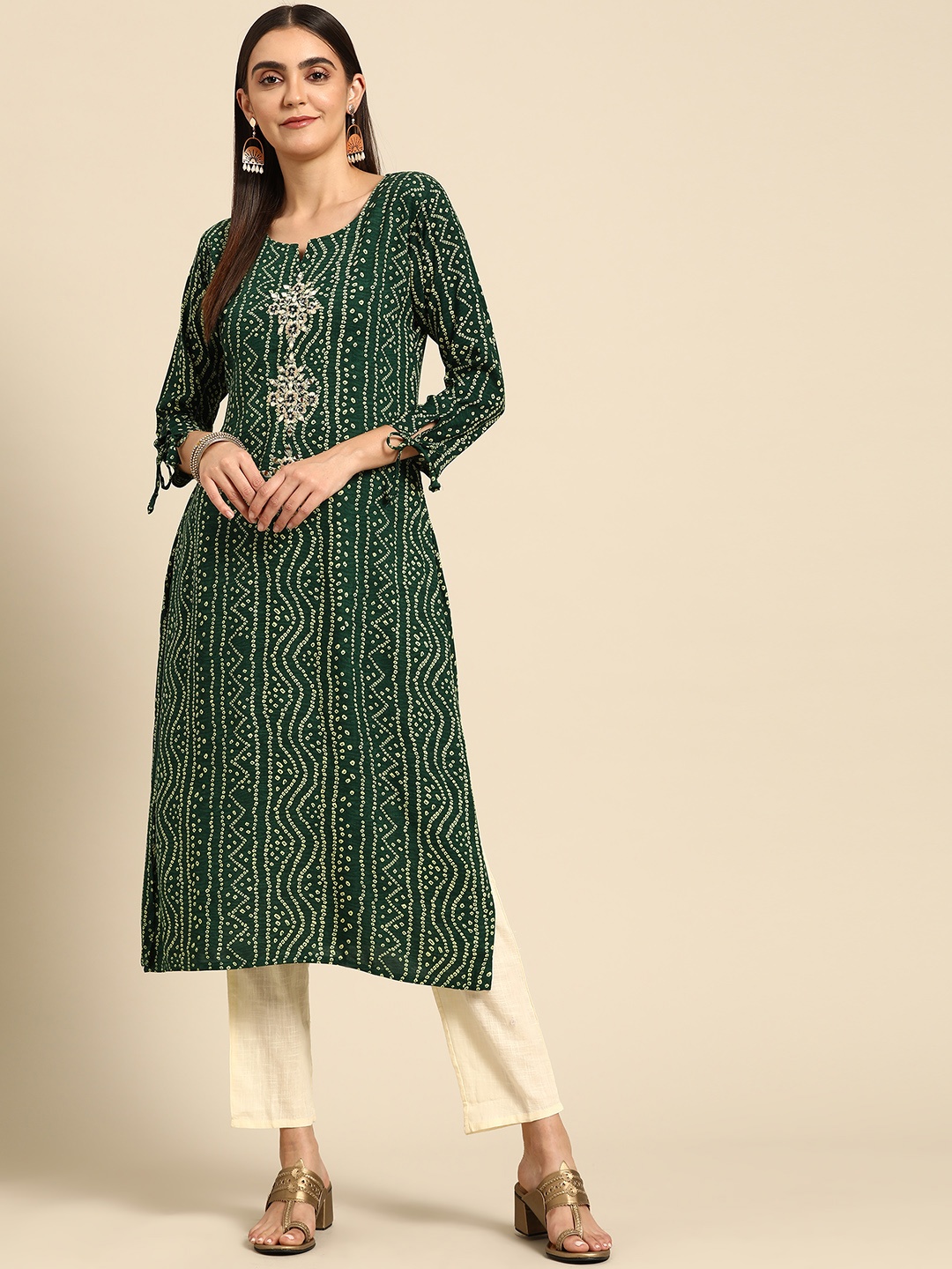 

FASHOR Women Green & White Bandhani Print Mirror Work Embroidered Kurta