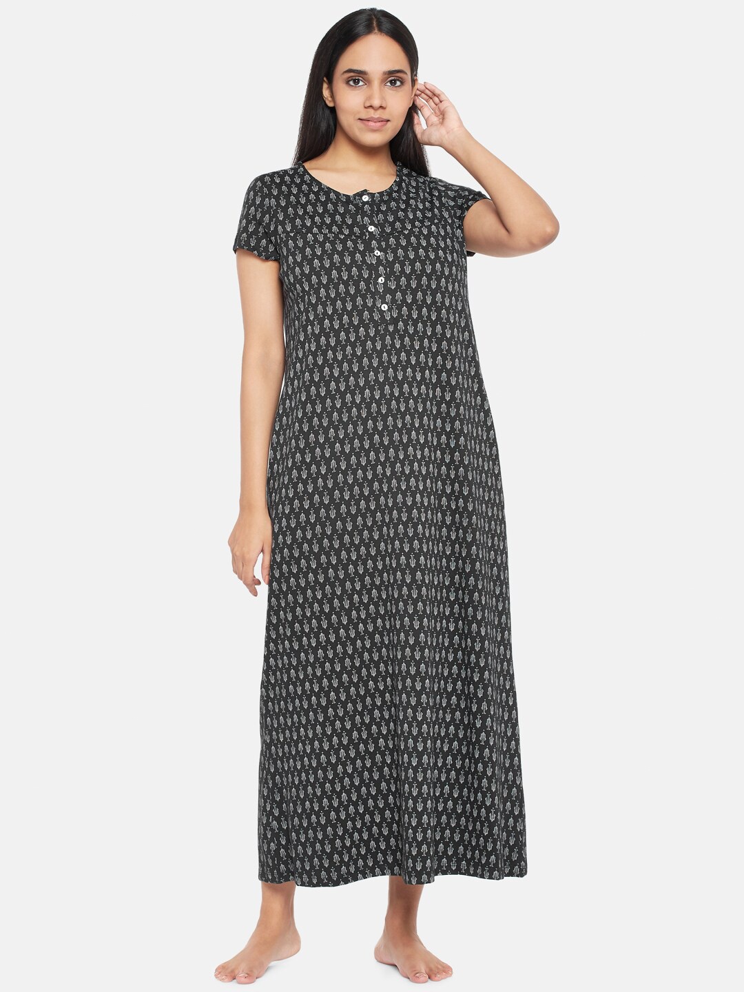 

RANGMANCH BY PANTALOONS Black Printed Maxi Nightdress