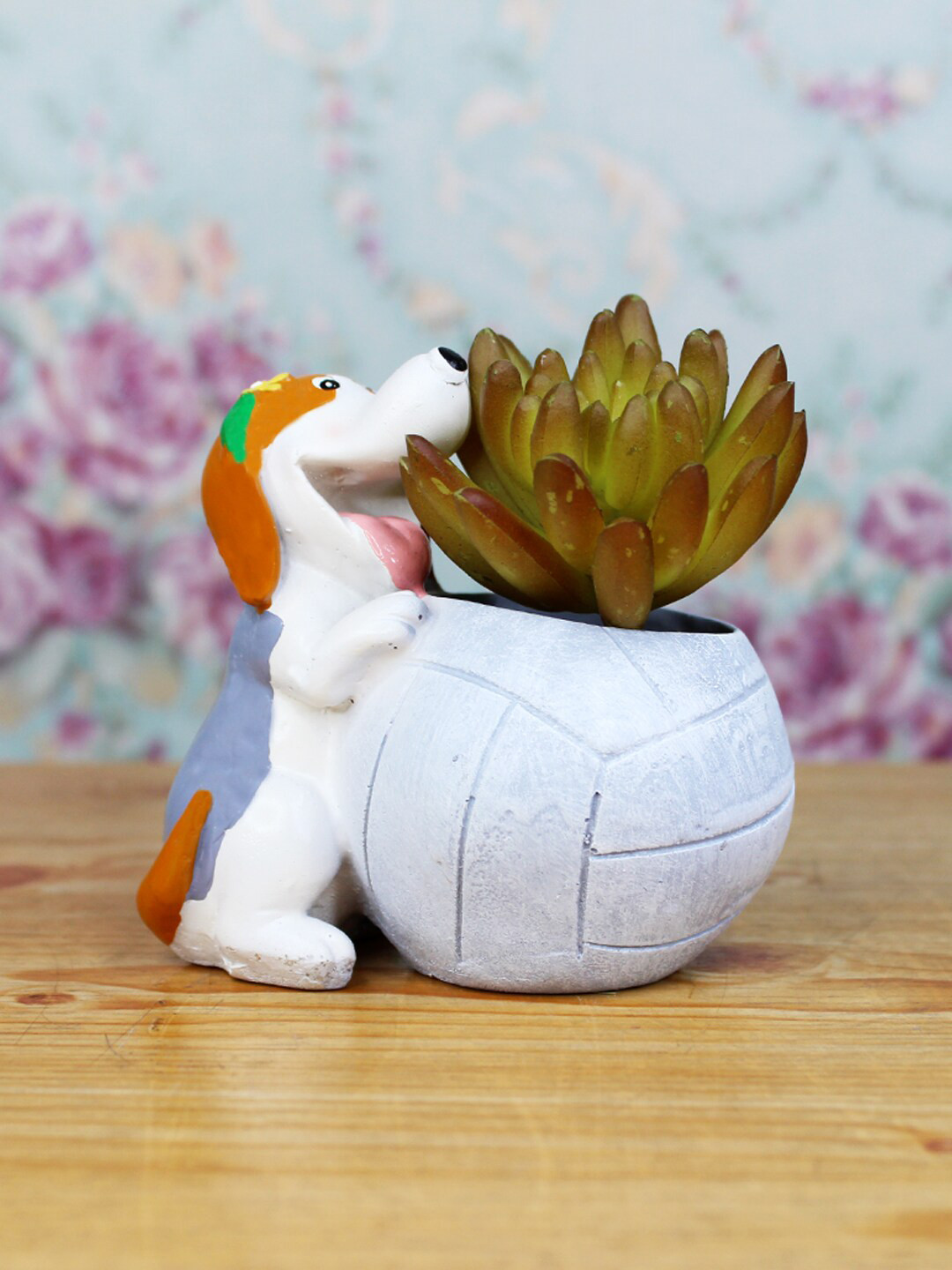 

Wonderland White Resin Dog with Volleyball Succulent Pot