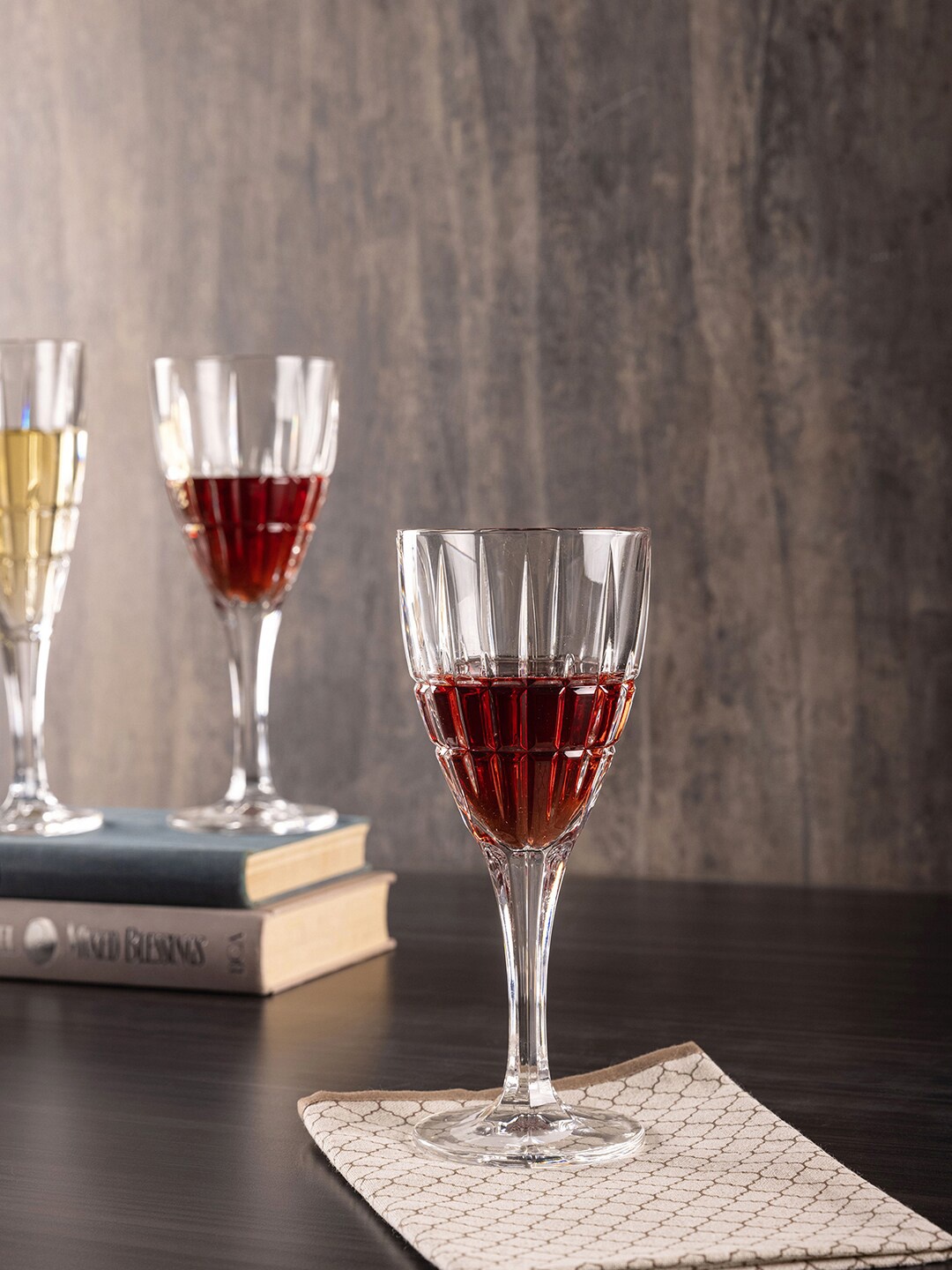 

Set of 6 Pure Home and Living Set Of 6 Dover Stemware, Transparent