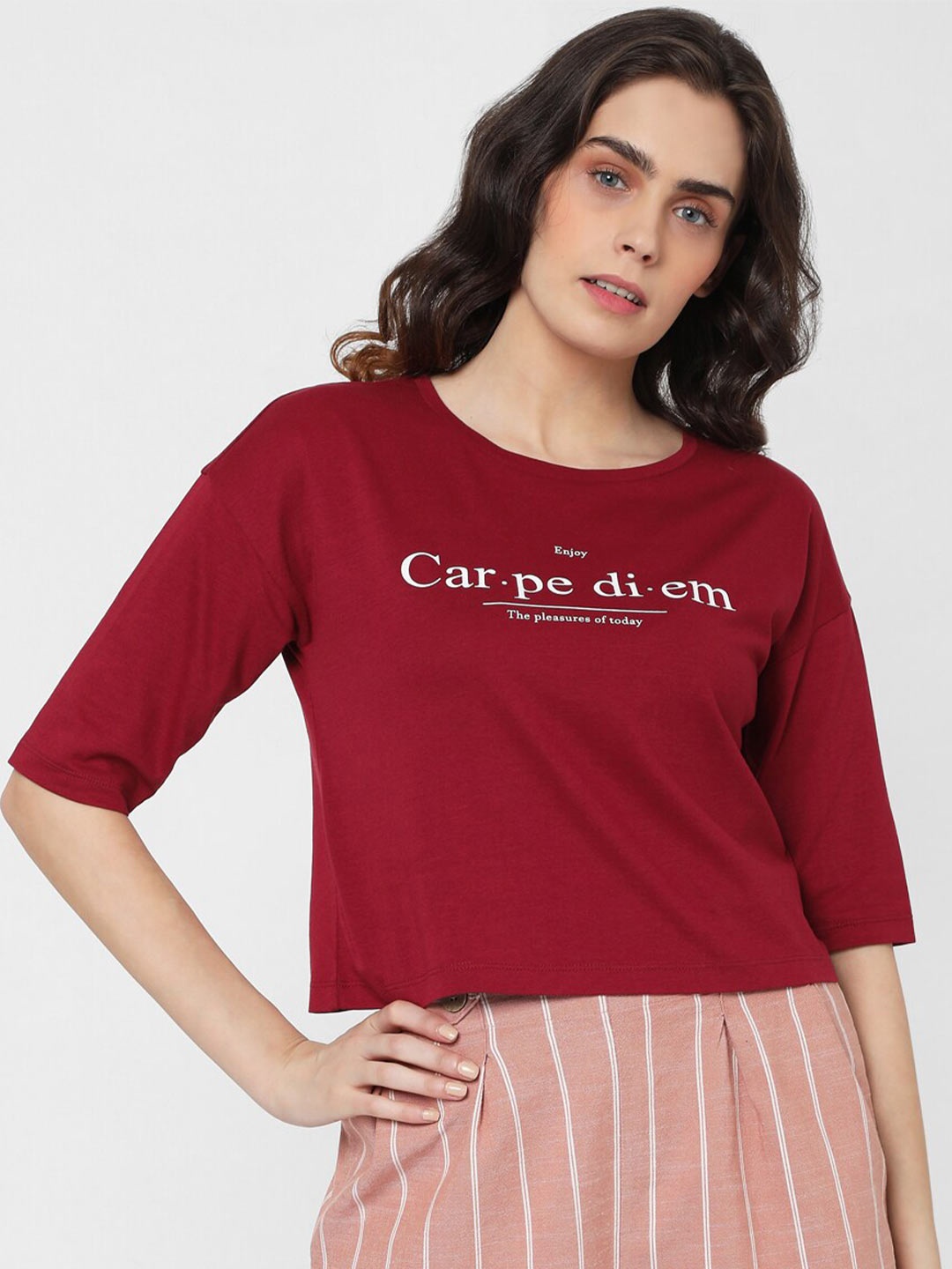Vero Moda Women Maroon Typography Printed Crop T-shirt