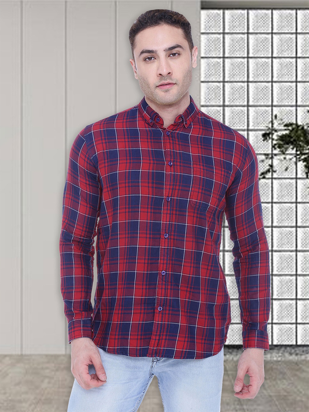 

Kuons Avenue Men Red Slim Fit Opaque Checked Casual Shirt