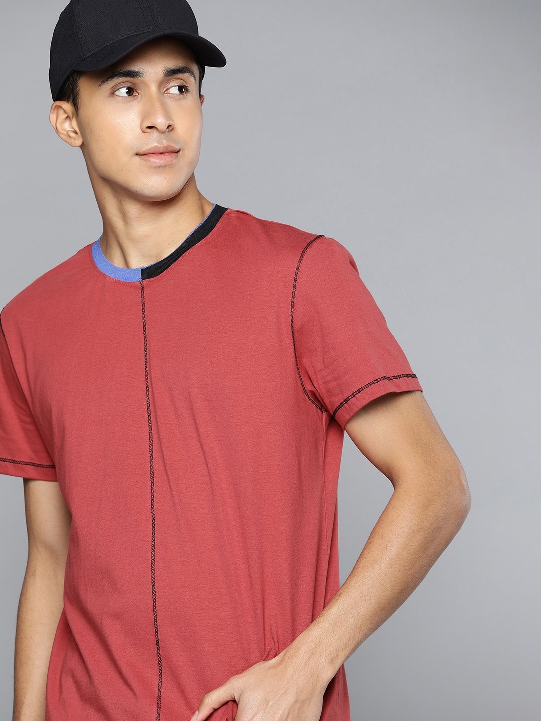 

Kook N Keech Men Red Solid Pure Cotton T-shirt
