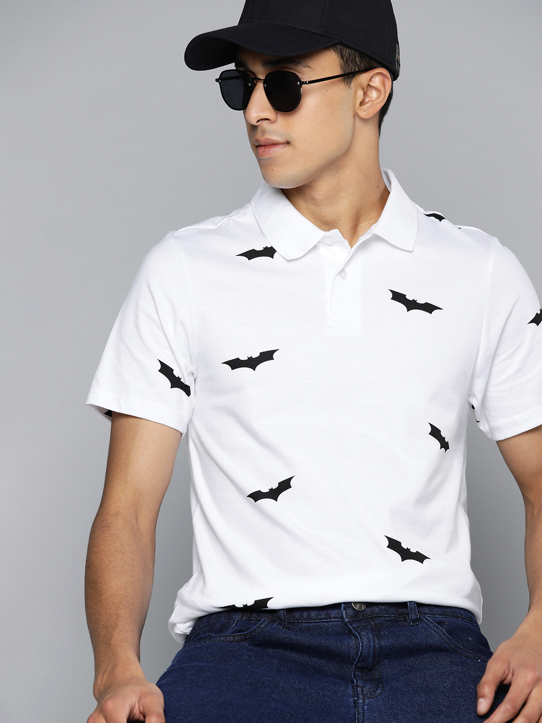 

Kook N Keech Batman Men White Batman Printed Polo Collar Pure Cotton T-shirt