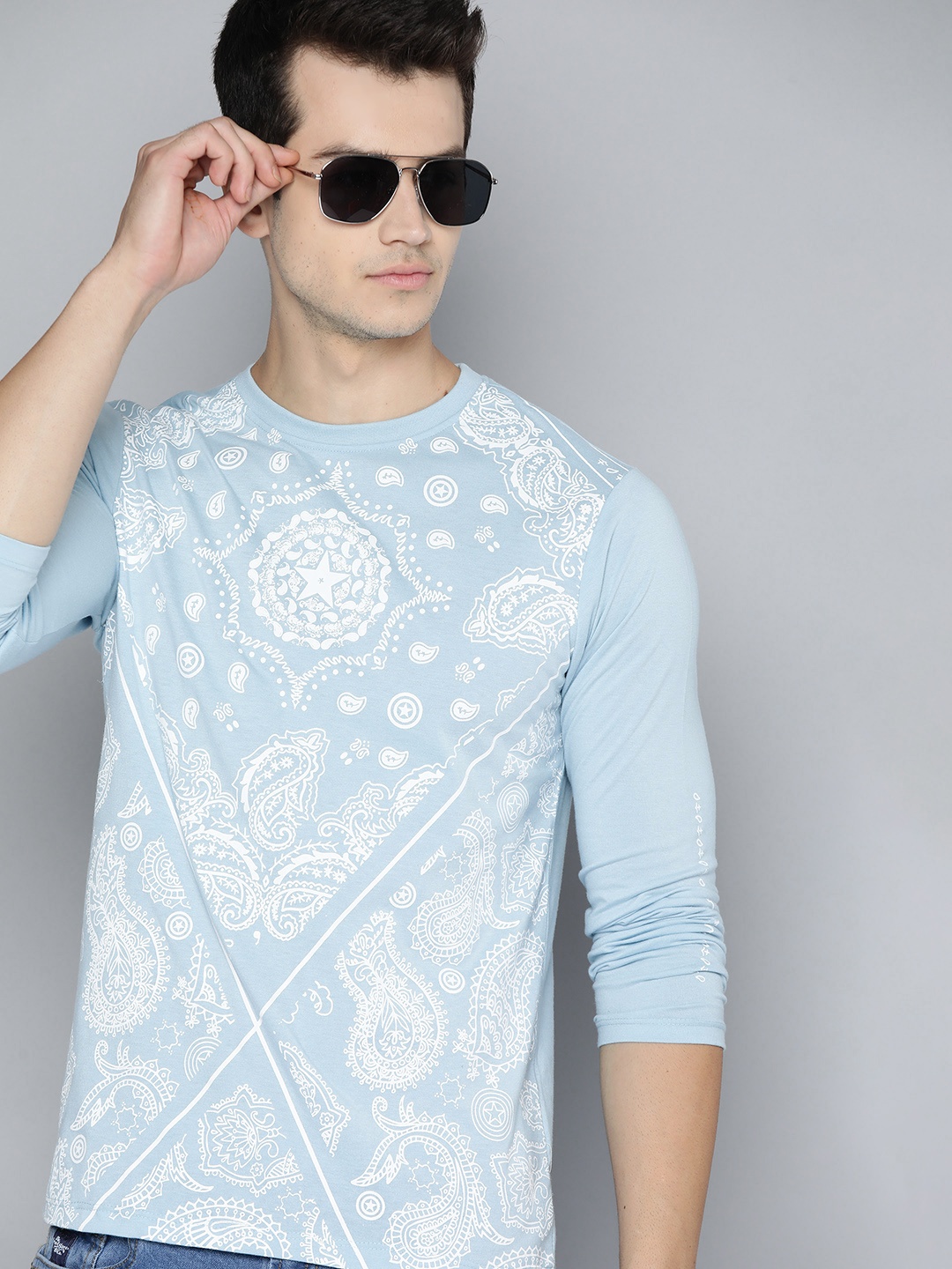 

Kook N Keech Marvel Men Blue & White Captain America Ethnic Printed Pure Cotton T-shirt