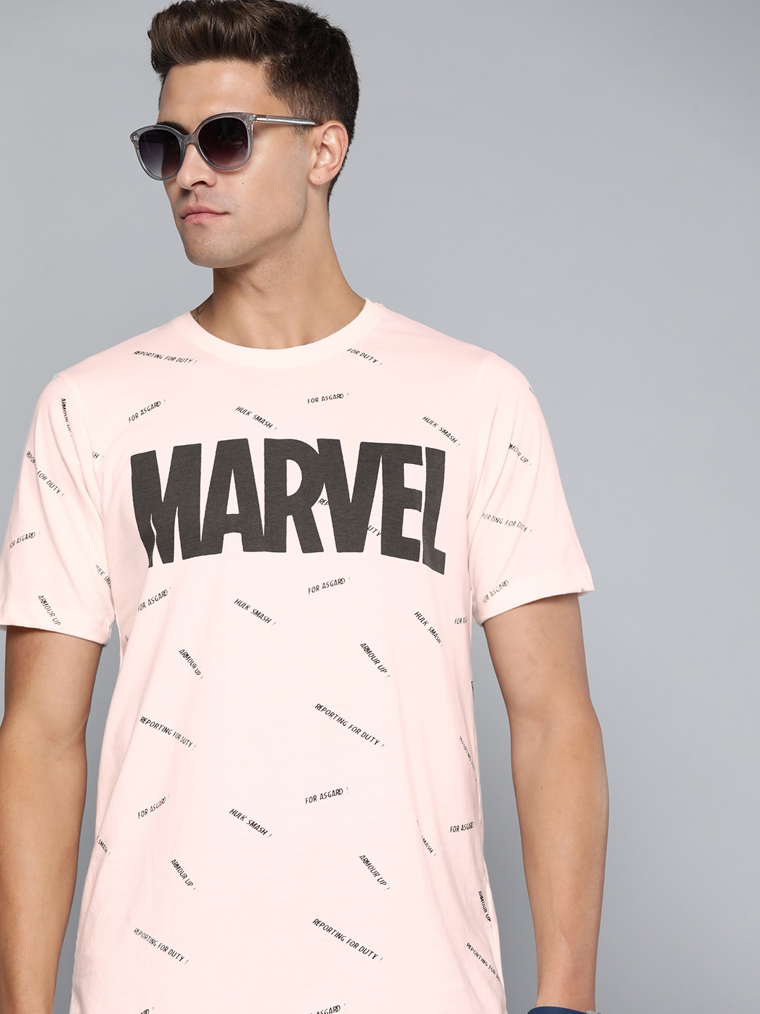 

Kook N Keech Marvel Men Off White & Black Marvel Printed Pure Cotton Relaxed T-shirt