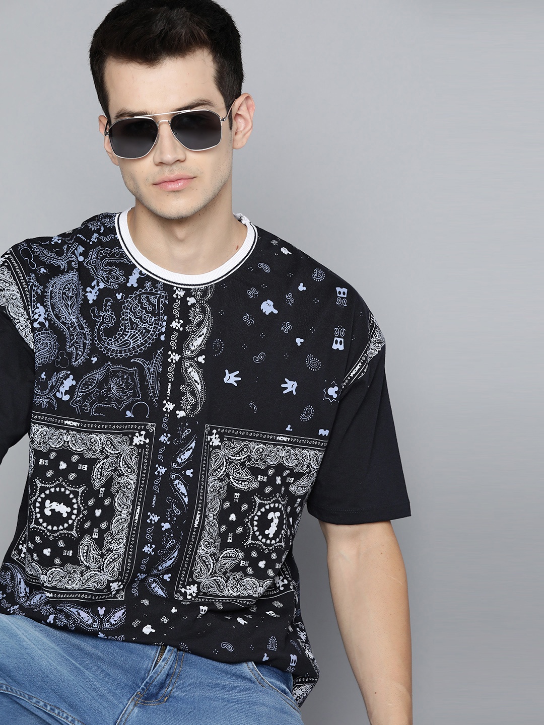 

Kook N Keech Disney Men Navy Blue & White Mickey Mouse Ethnic Printed Pure Cotton Oversized T-shirt