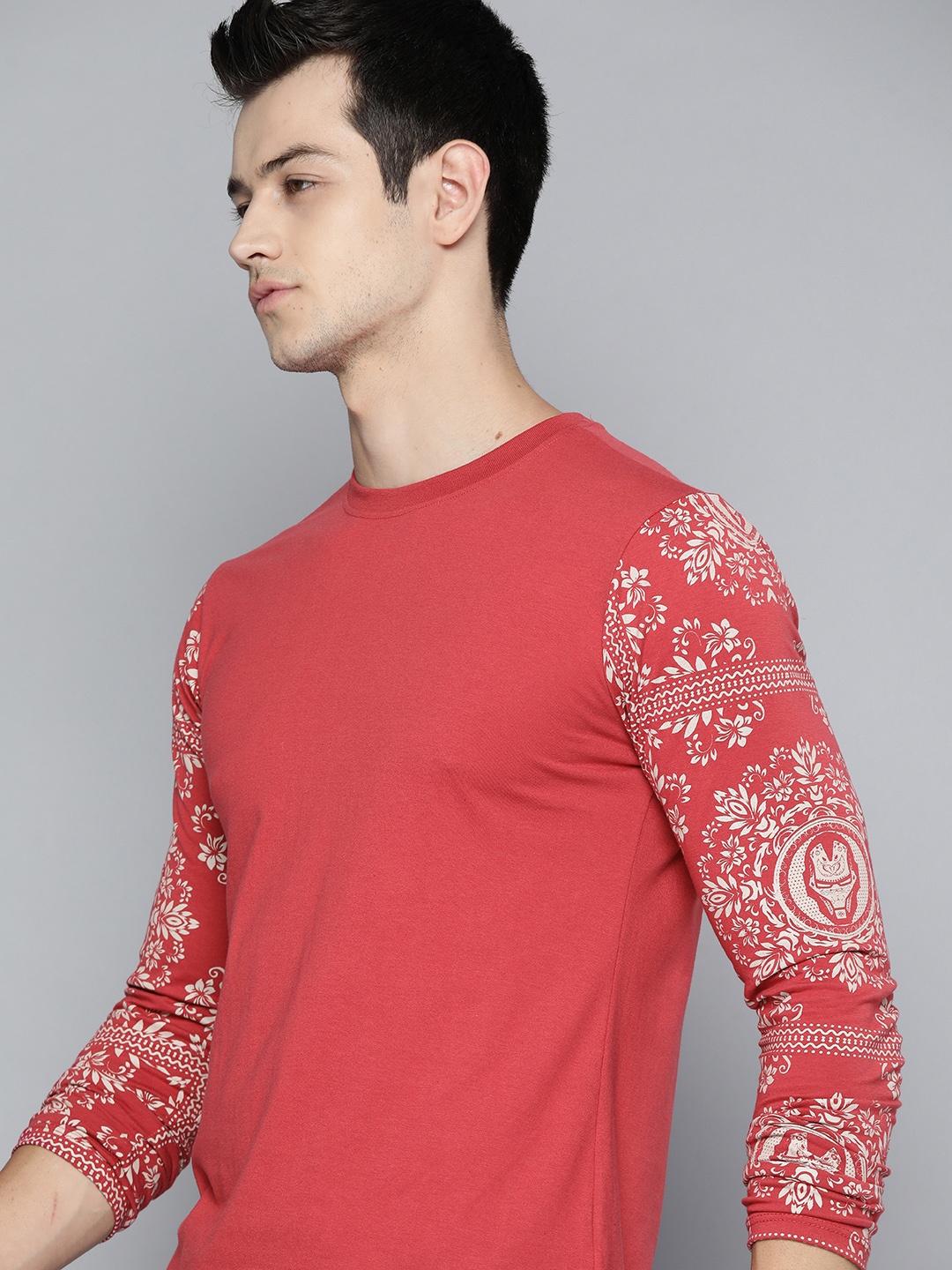 

Kook N Keech Marvel Men Red Iron Man Ethnic Print Sleeves Pure Cotton T-shirt