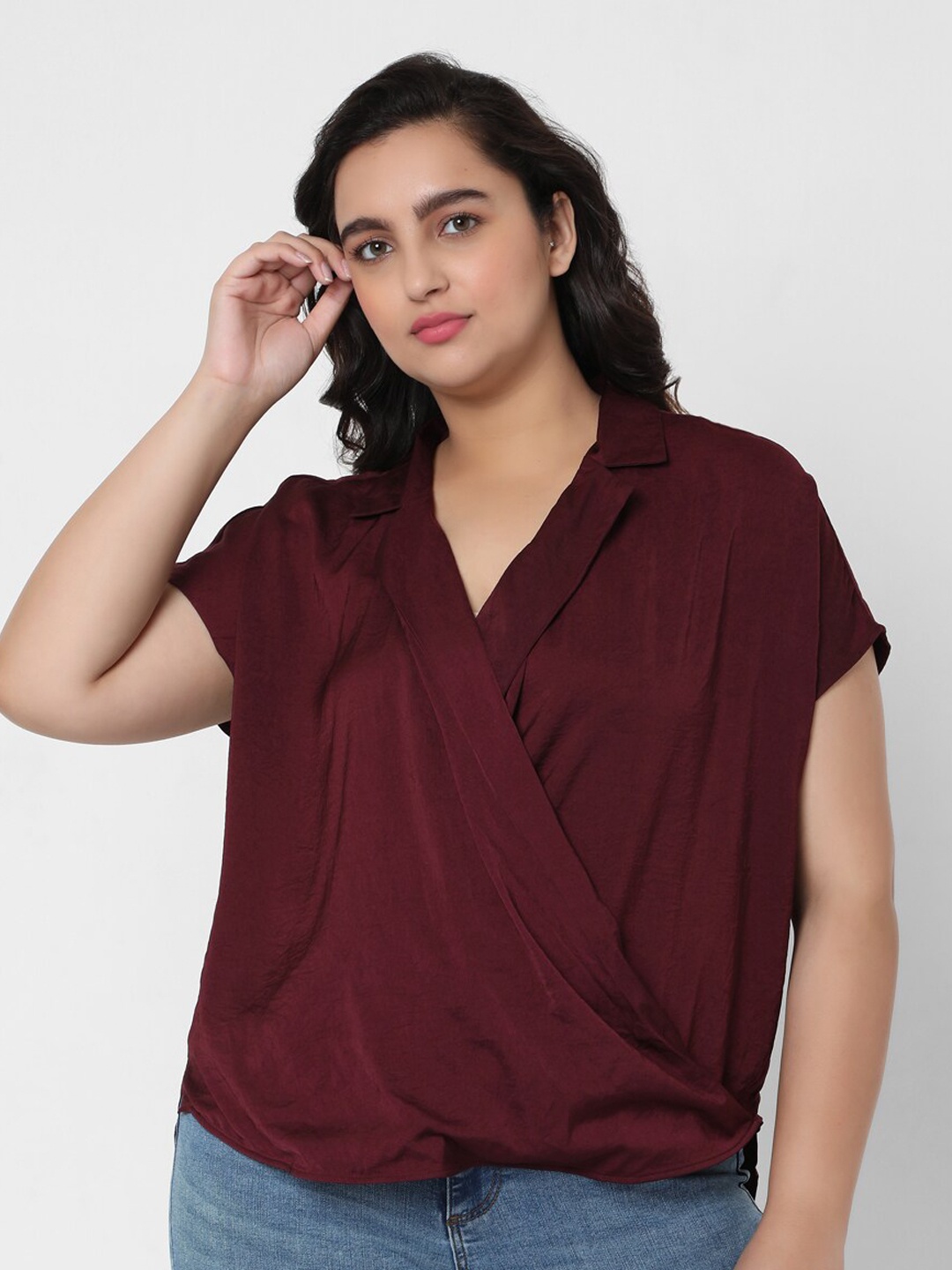 

VERO MODA CURVE Women Maroon Solid Wrap Top