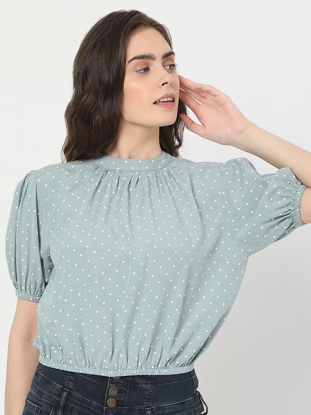 

Vero Moda Women Green Blouson Crop Top