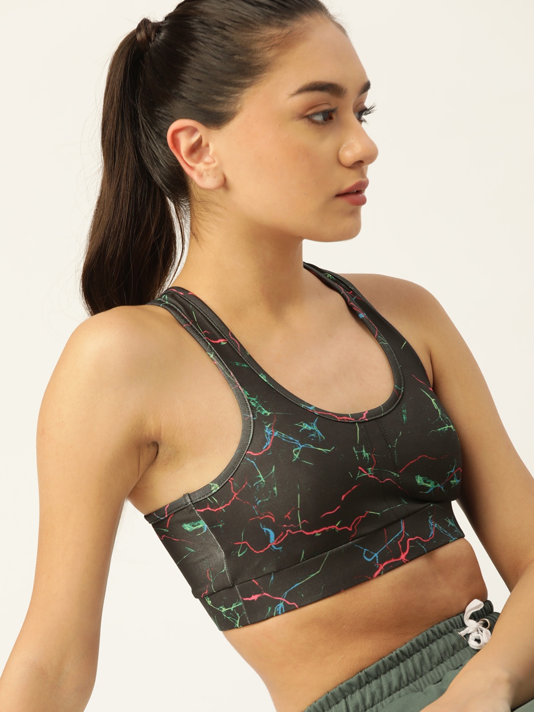 

DressBerry Black & Green Abstract Workout Bra Lightly Padded
