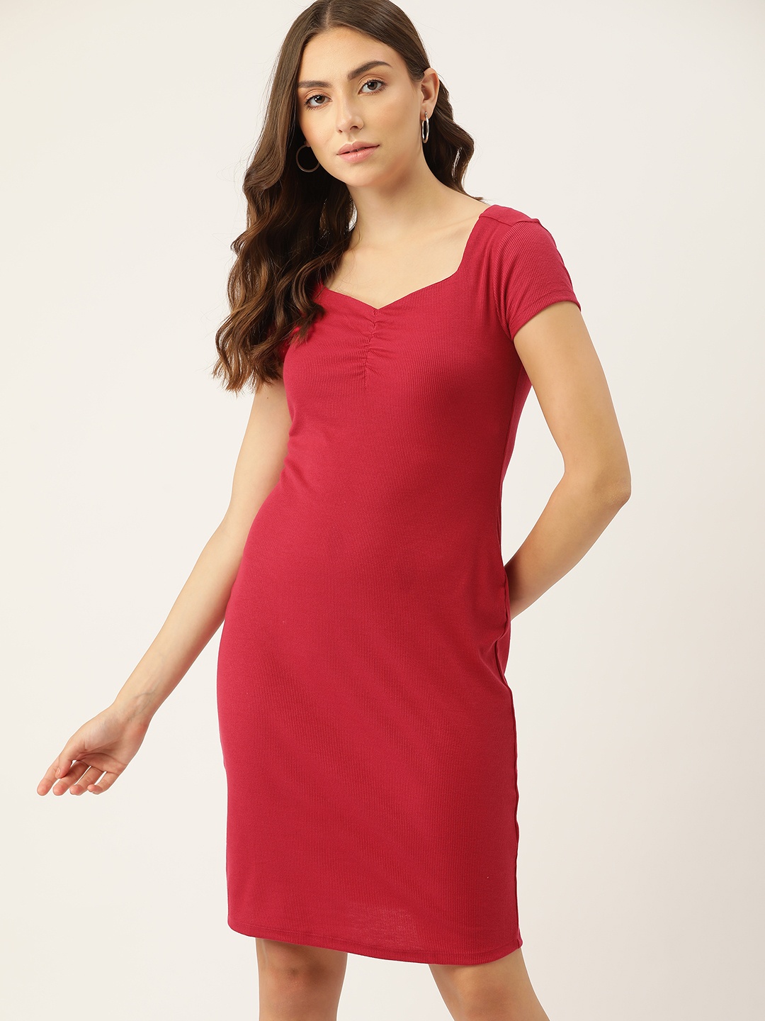 

DressBerry Women Red Sheath Dress