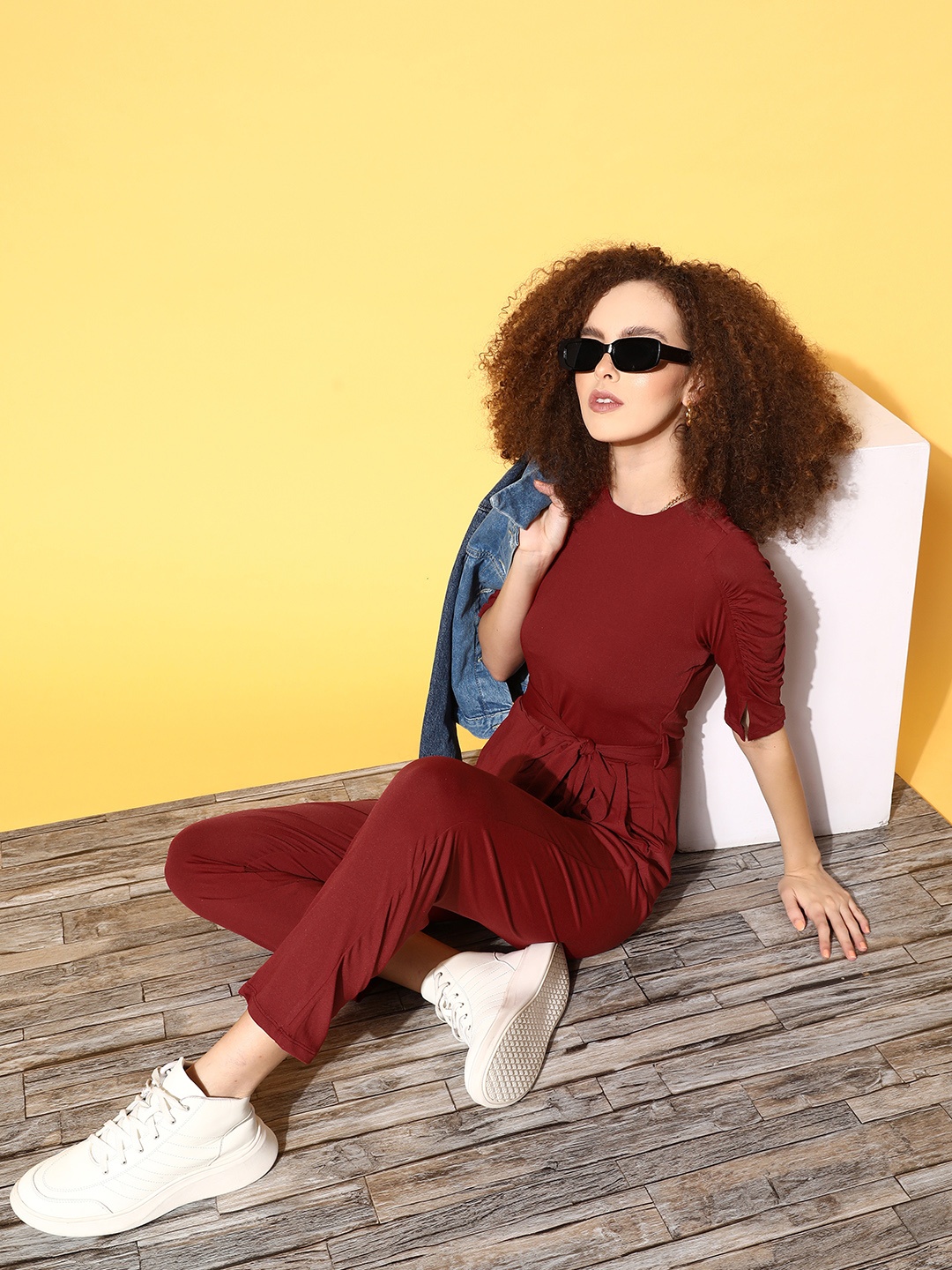 

DressBerry Maroon Solid Basic Jumpsuit with Belt