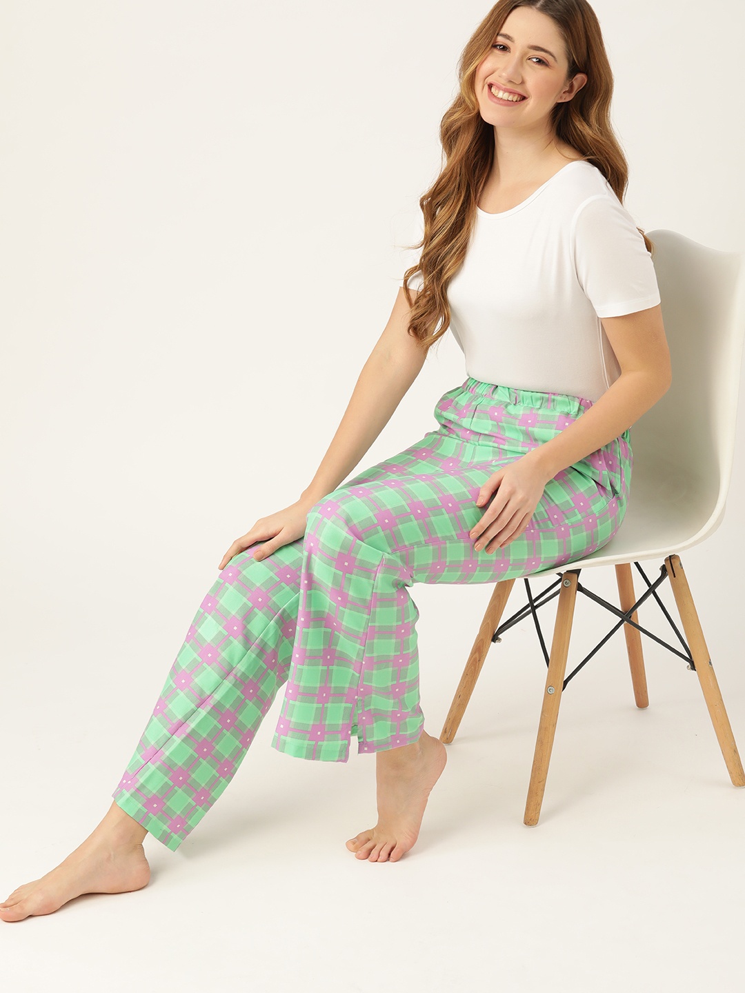 

DressBerry Woman Green & Pink Checked Lounge Pants