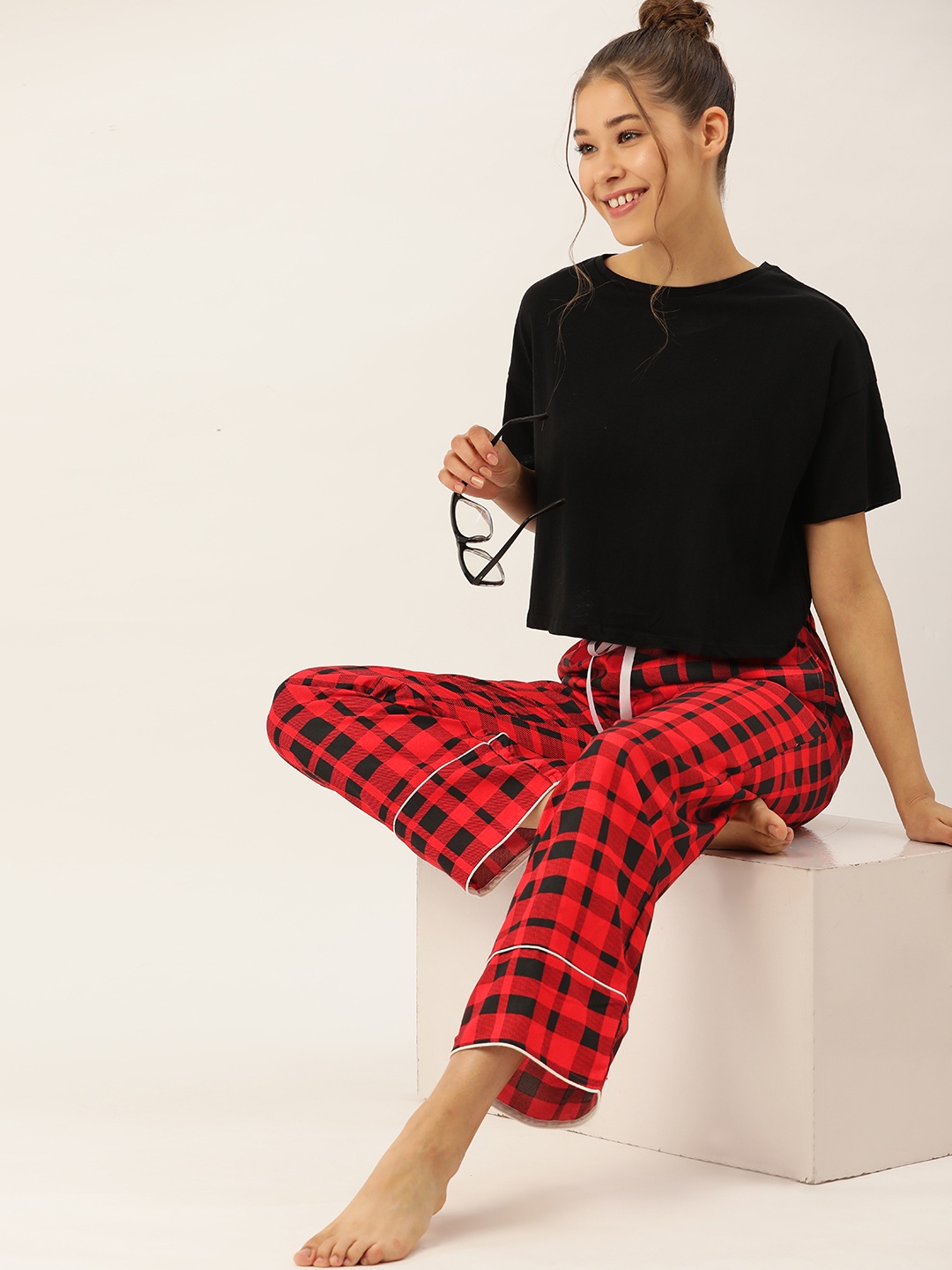 

DressBerry Women Red & Black Checked Print Lounge Pants