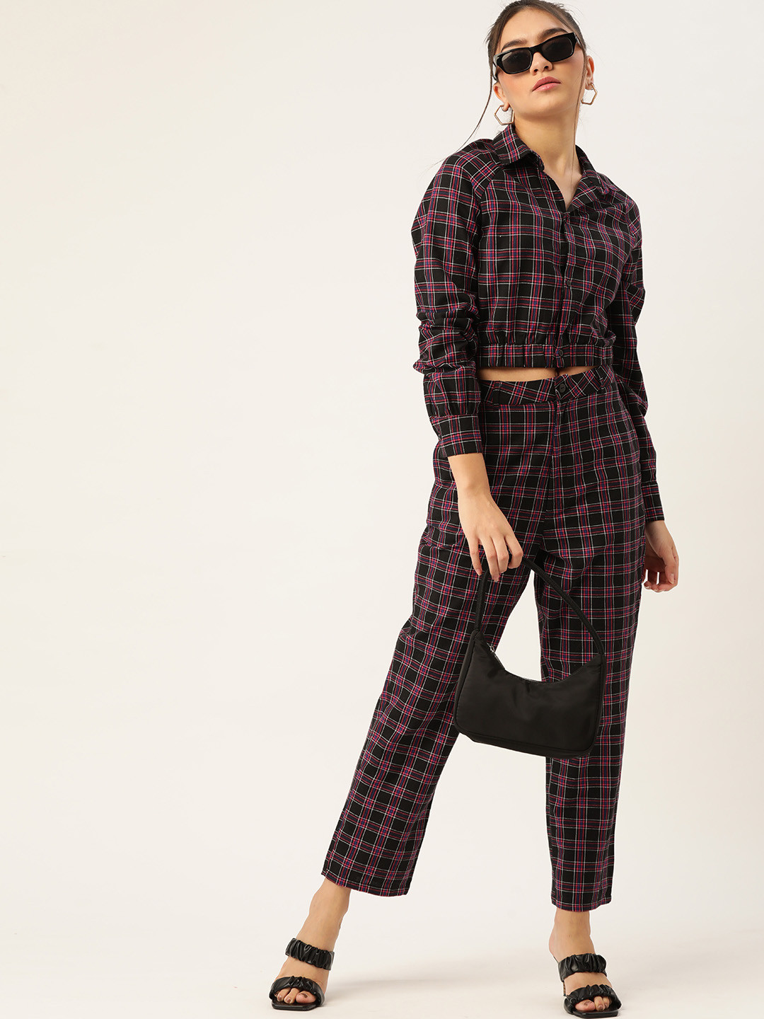 

DressBerry Women Black & Pink Pure Cotton Checked Trousers