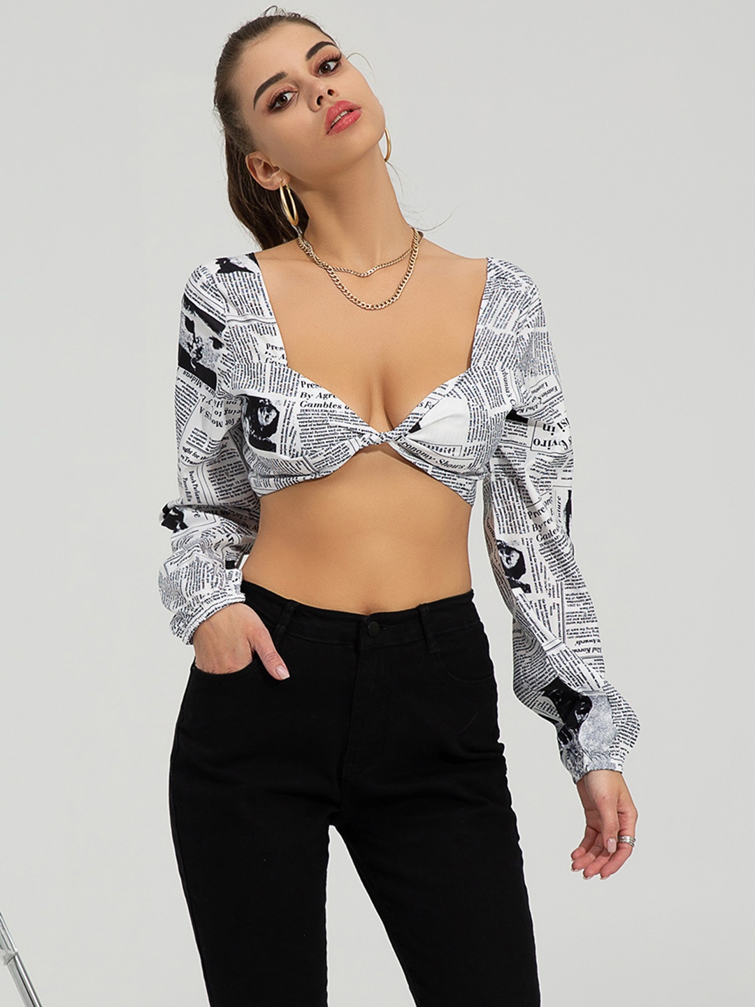 

URBANIC White & Black Sweetheart Neck Newspaper Print Bralette Crop Top