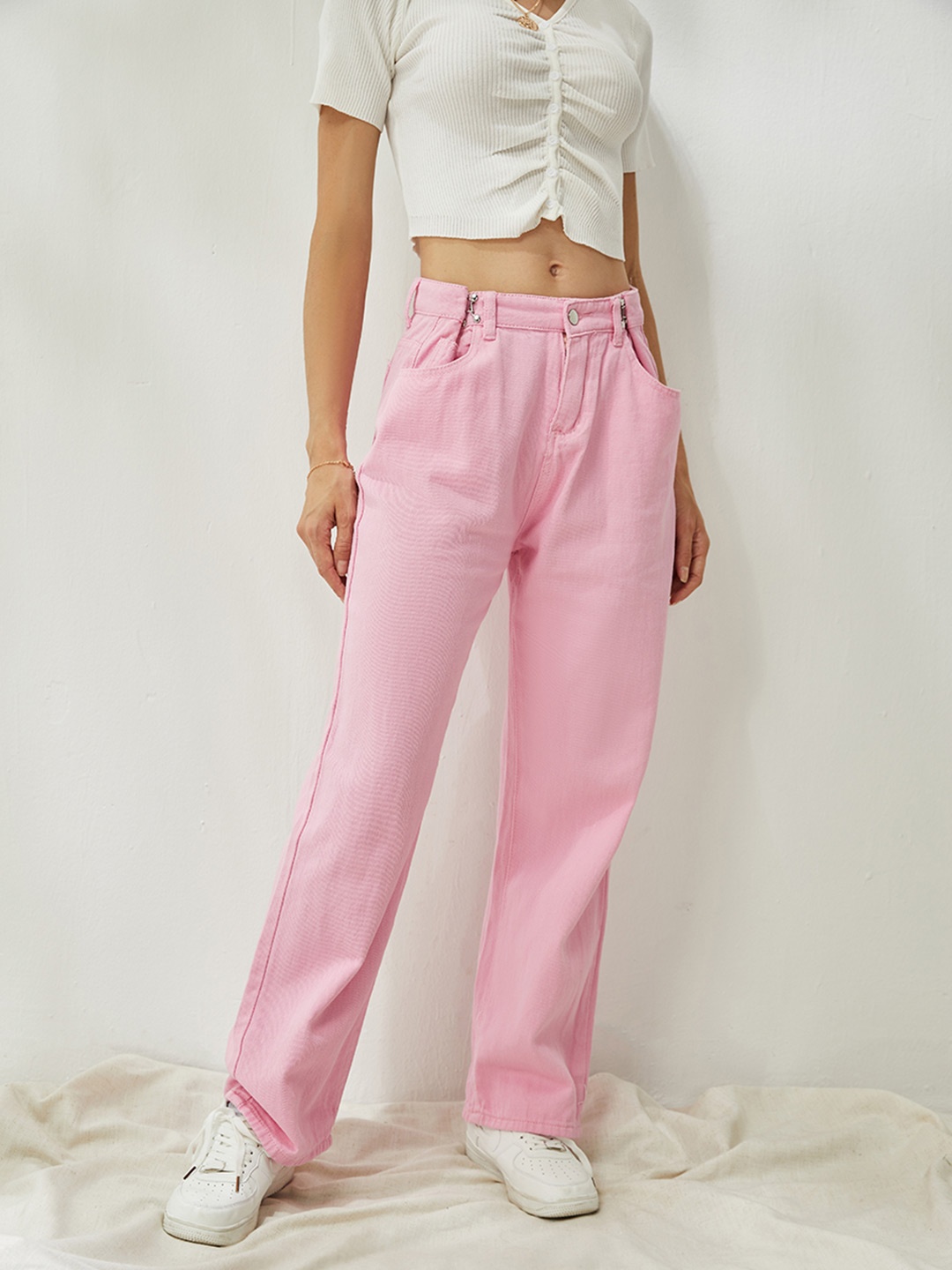 

URBANIC Women Pink Solid Relaxed Fit Cotton Mid Rise Jeans