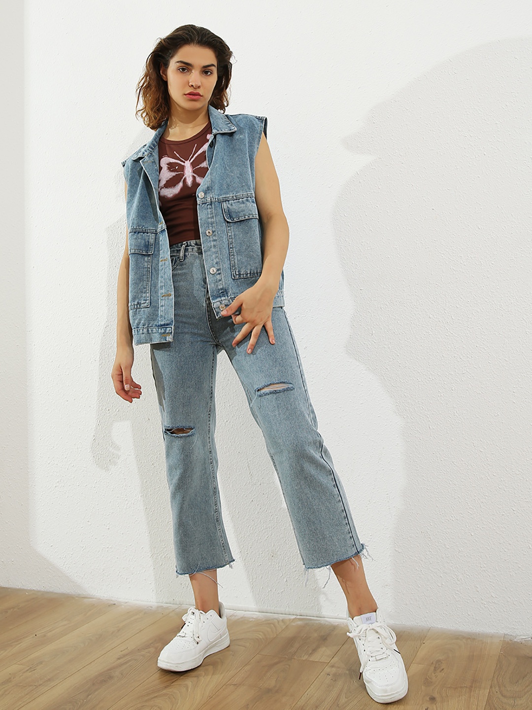 

URBANIC Women Blue Washed Denim Jacket