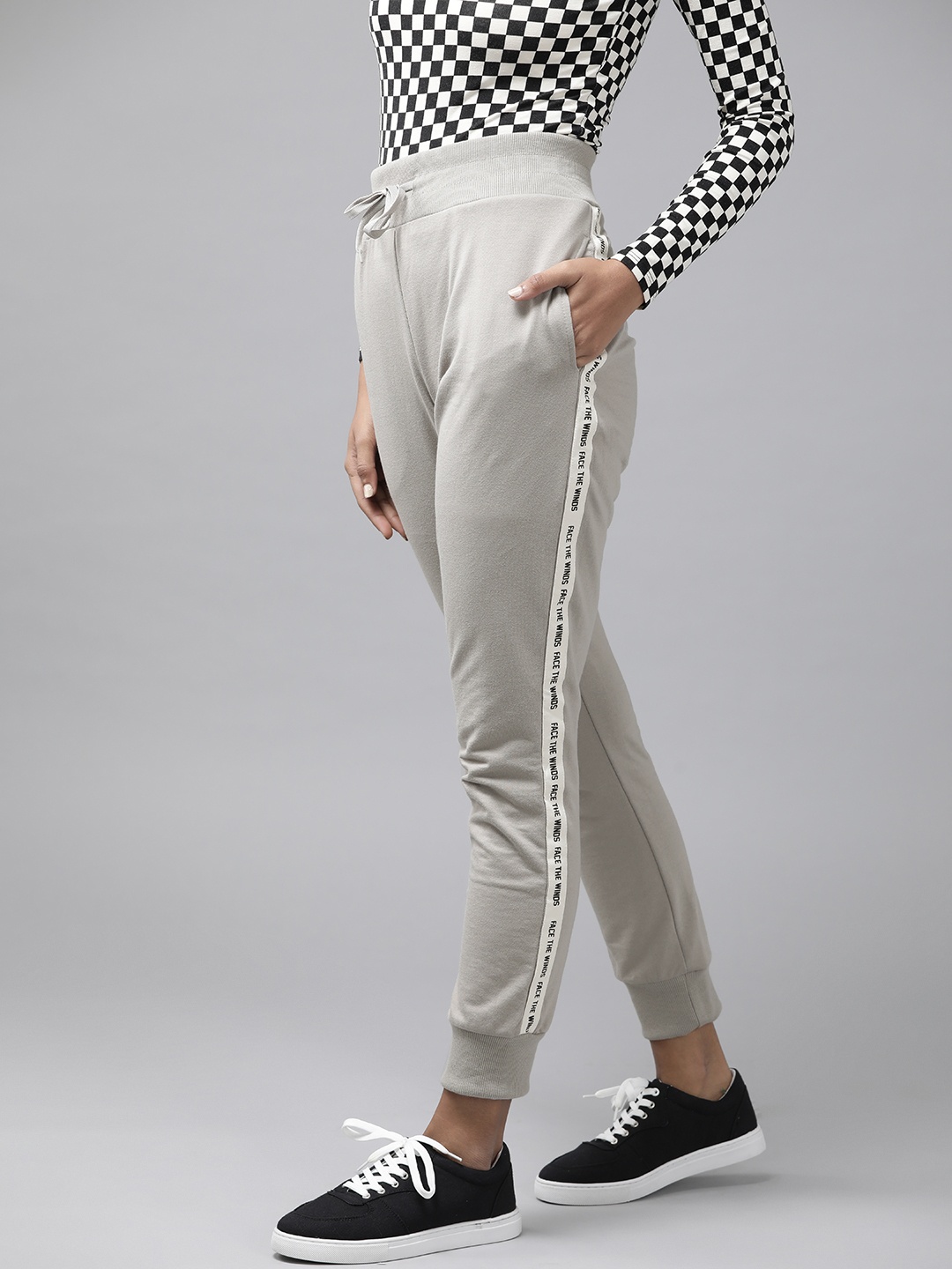 

Roadster Women Grey High-Rise Joggers Trousers
