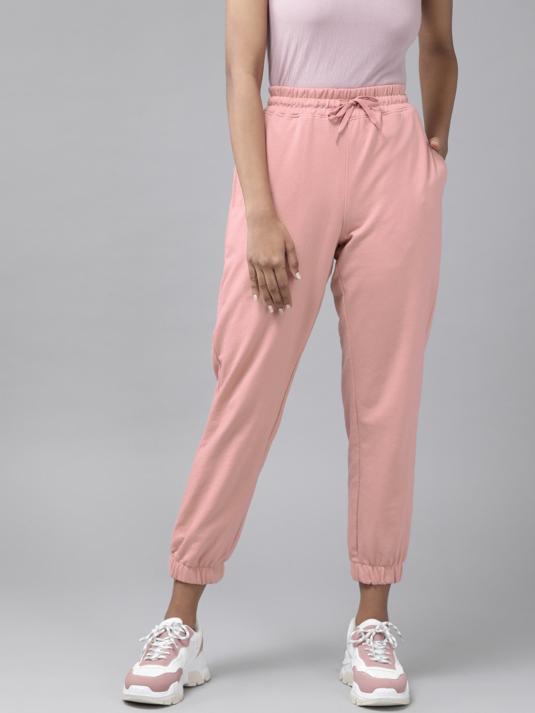 

Roadster Women Pink Solid Joggers Trousers