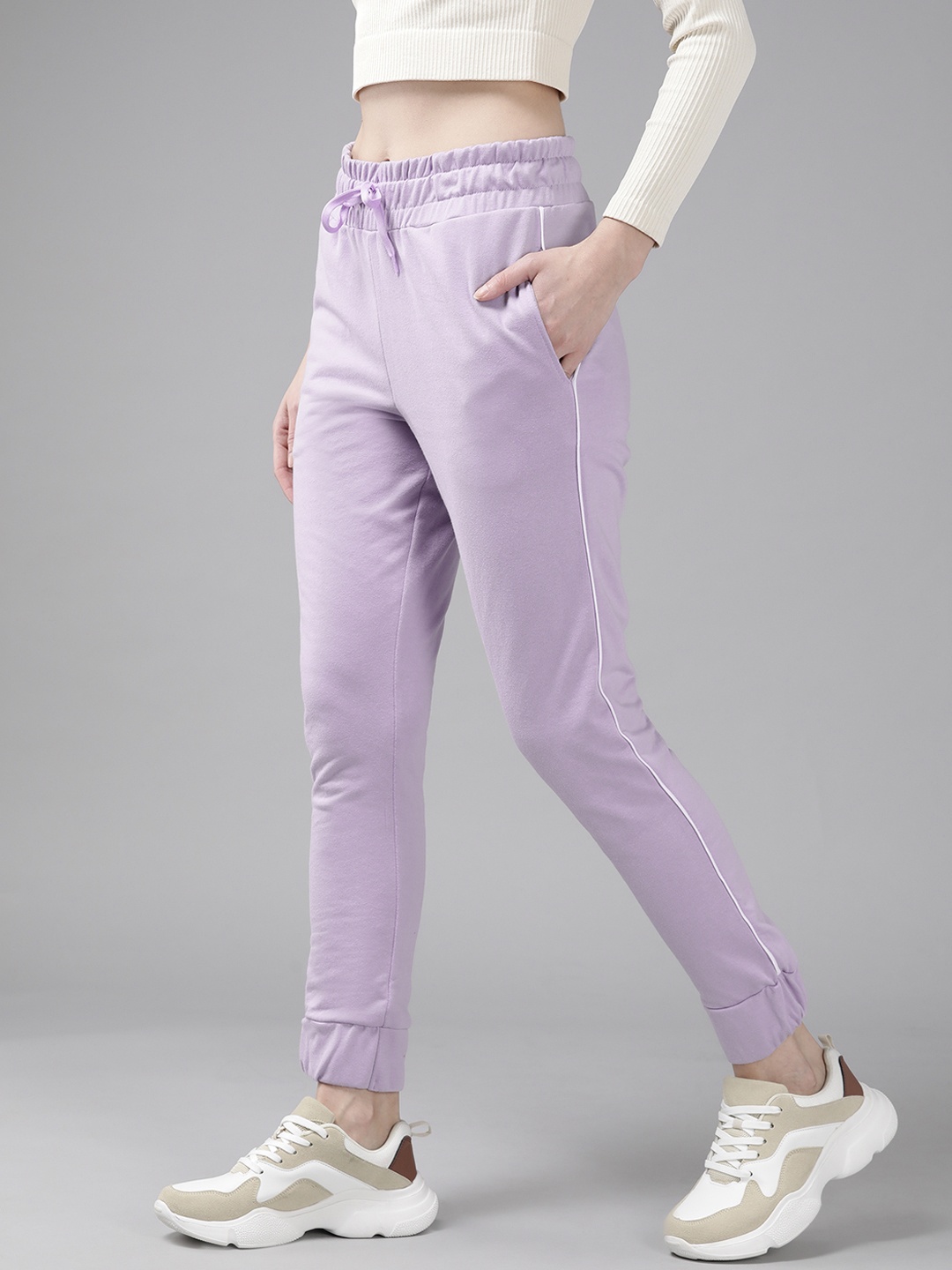 

Roadster Women Lavender Pleated Joggers