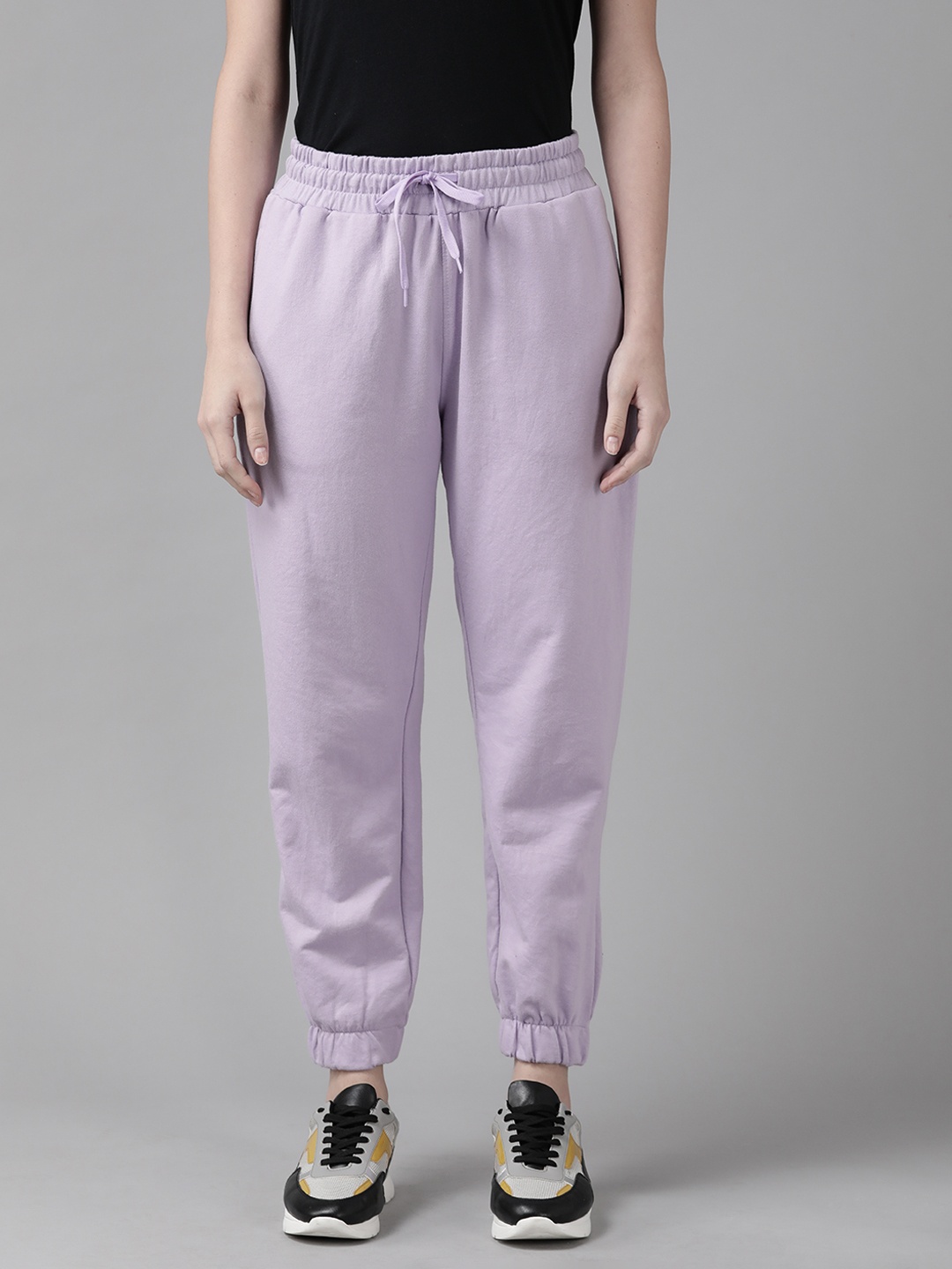 

Roadster Women Lavender Solid Joggers