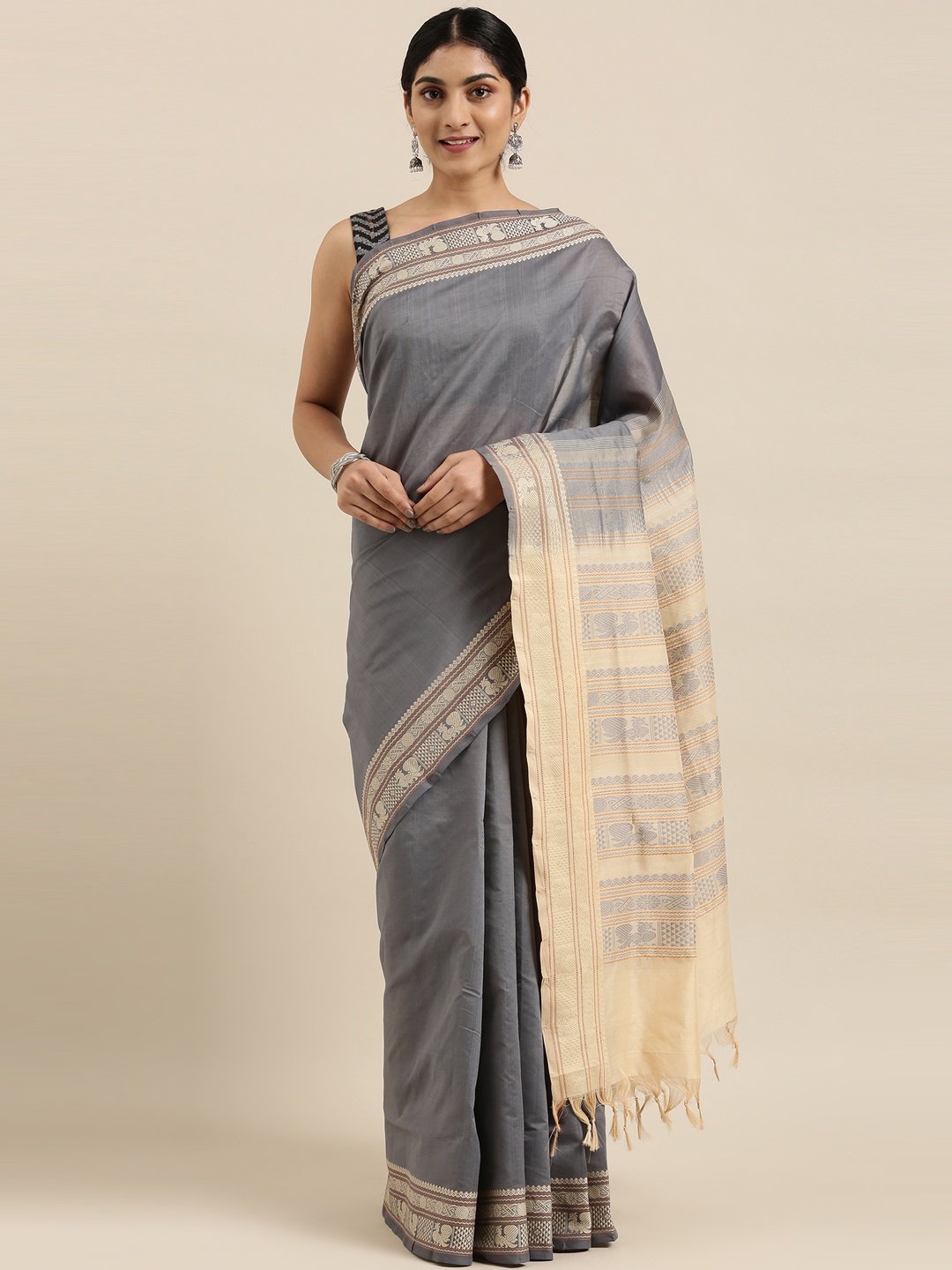 

The Chennai Silks Grey & Beige Silk Cotton Maheshwari Saree