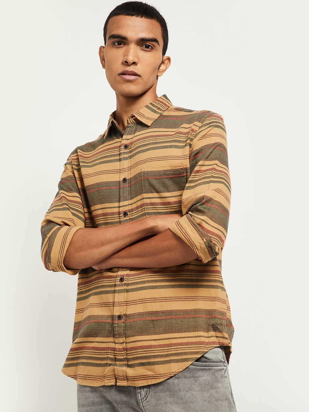 

max Men Beige Multi Stripes Opaque Striped Casual Shirt