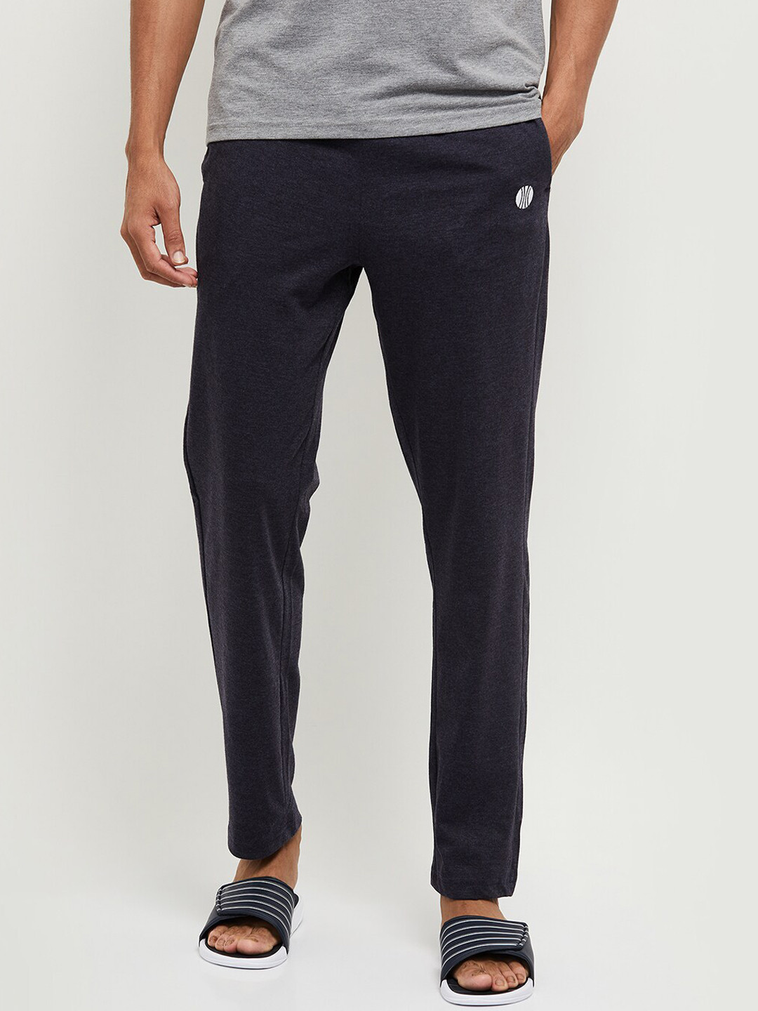 

max Men Charcoal Grey Solid Track Pants