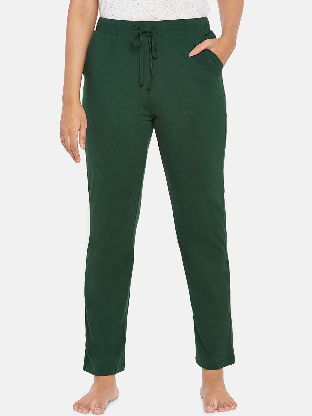 

Dreamz by Pantaloons Women Green Solid Lounge Pants