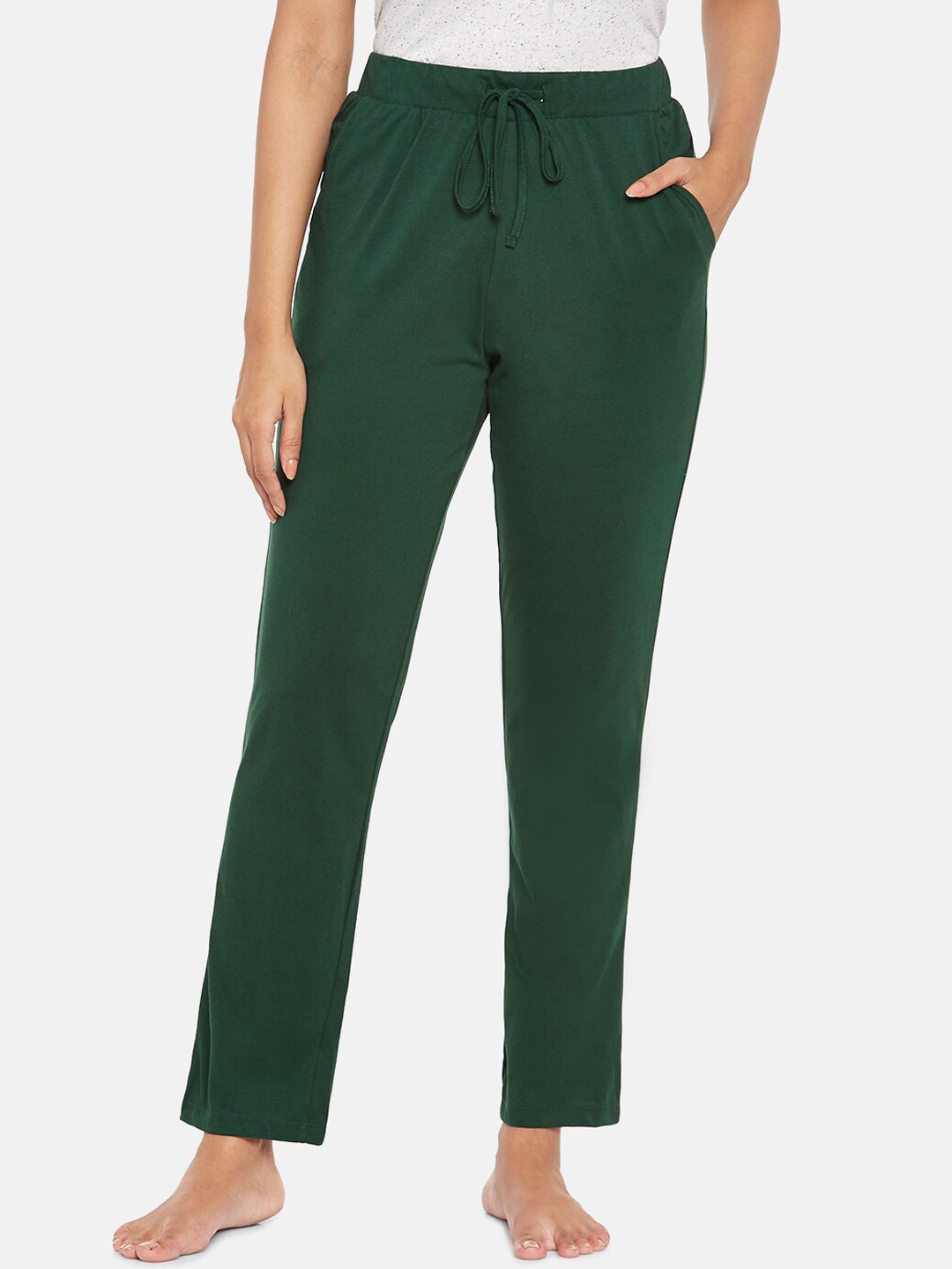 

Dreamz by Pantaloons Women Green Solid Lounge Pants